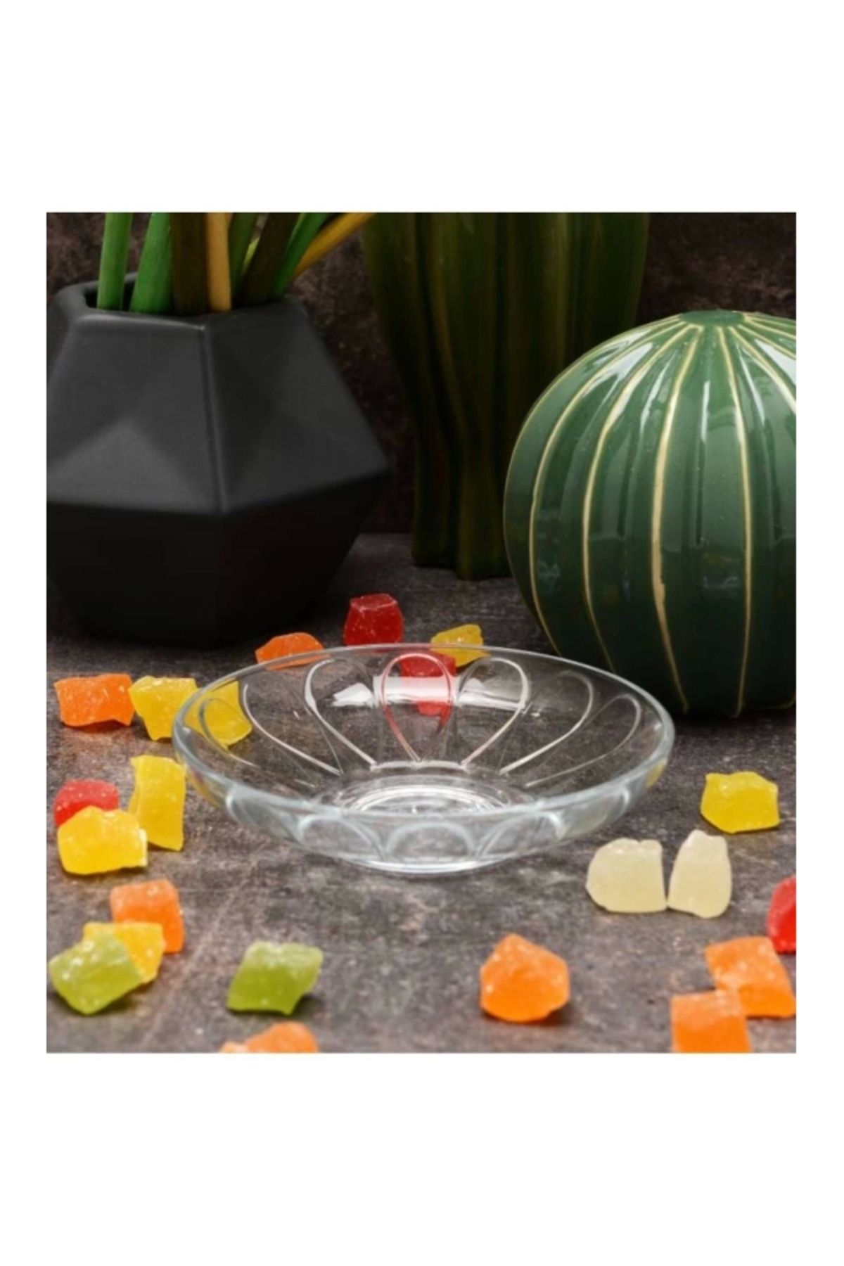 Paşabahçe-6-Piece Engraved Glass Tea Plate P54451 2