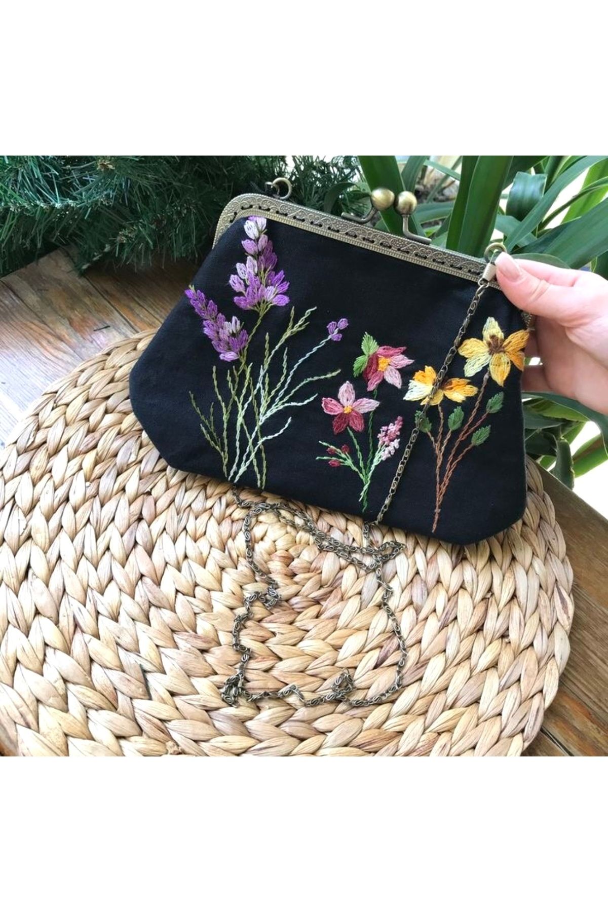 Home Siyah Keten El Nakışlı Vintage Tarzı Çanta. 25x15 ölçülerinde %100 El Emeği