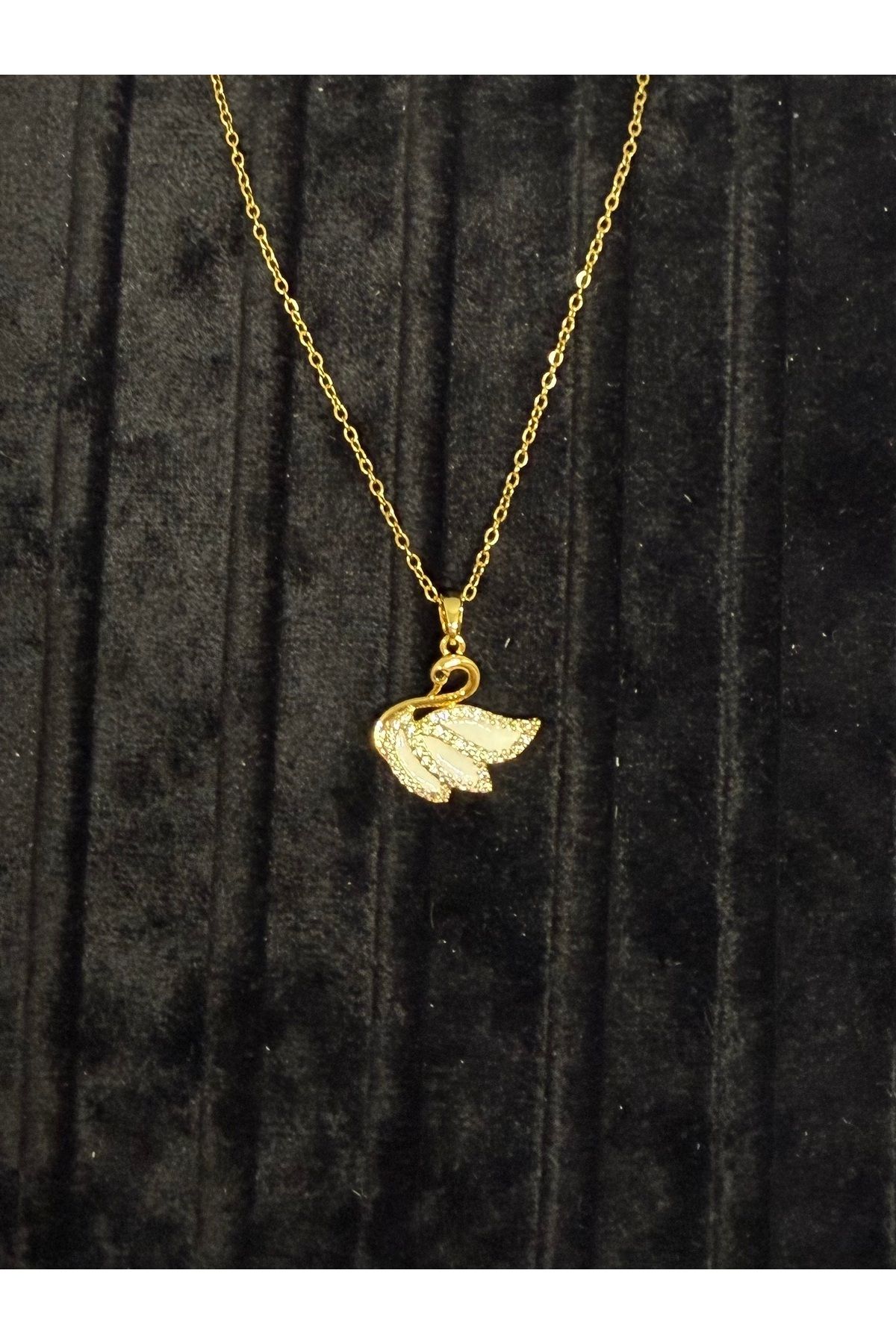 Gulsah's Store Çelik gold zirkon taşlı kuğu kolye