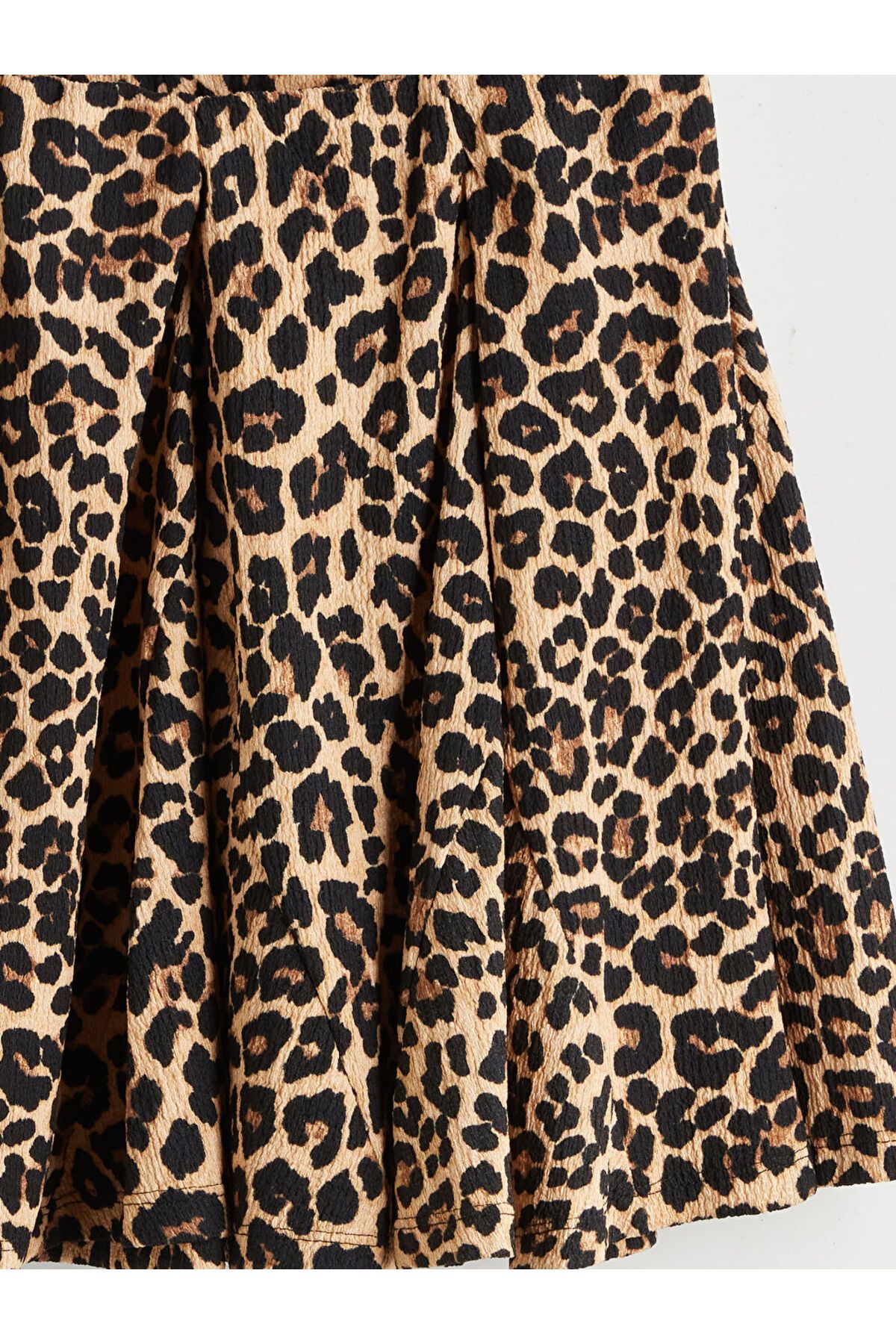 LC Waikiki-Leopard Patterned Mini Skirt with Elastic Waist 7
