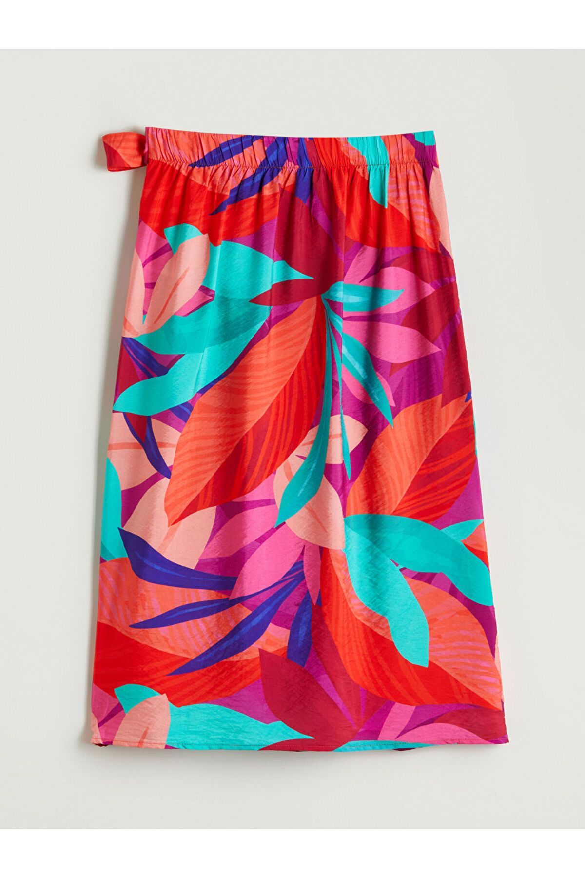 LC Waikiki-Sparkling Selections from Shining Store |   Mixed Floral Skirt with Elastic Waist 6