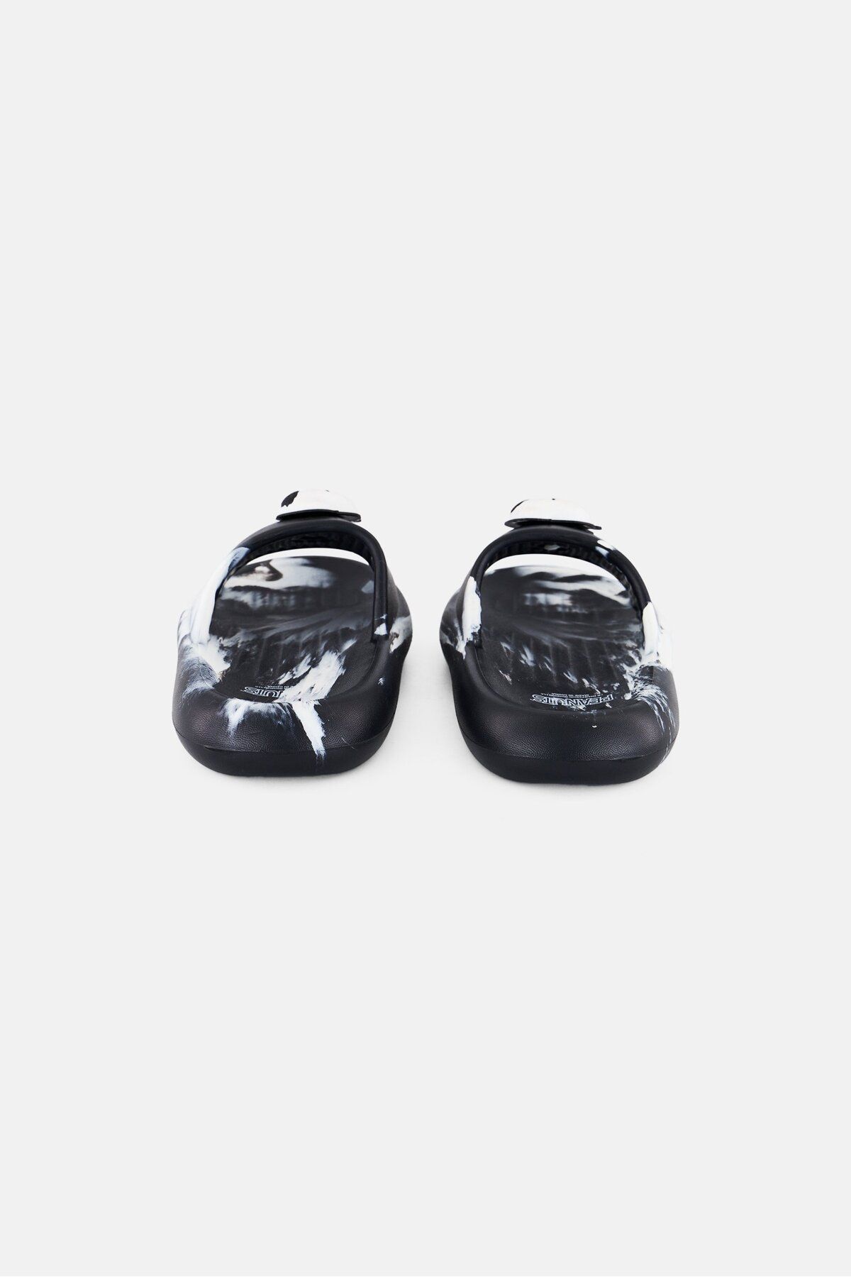 PEANUTS-Kids Boy Slip On Slides, Multicolor 4