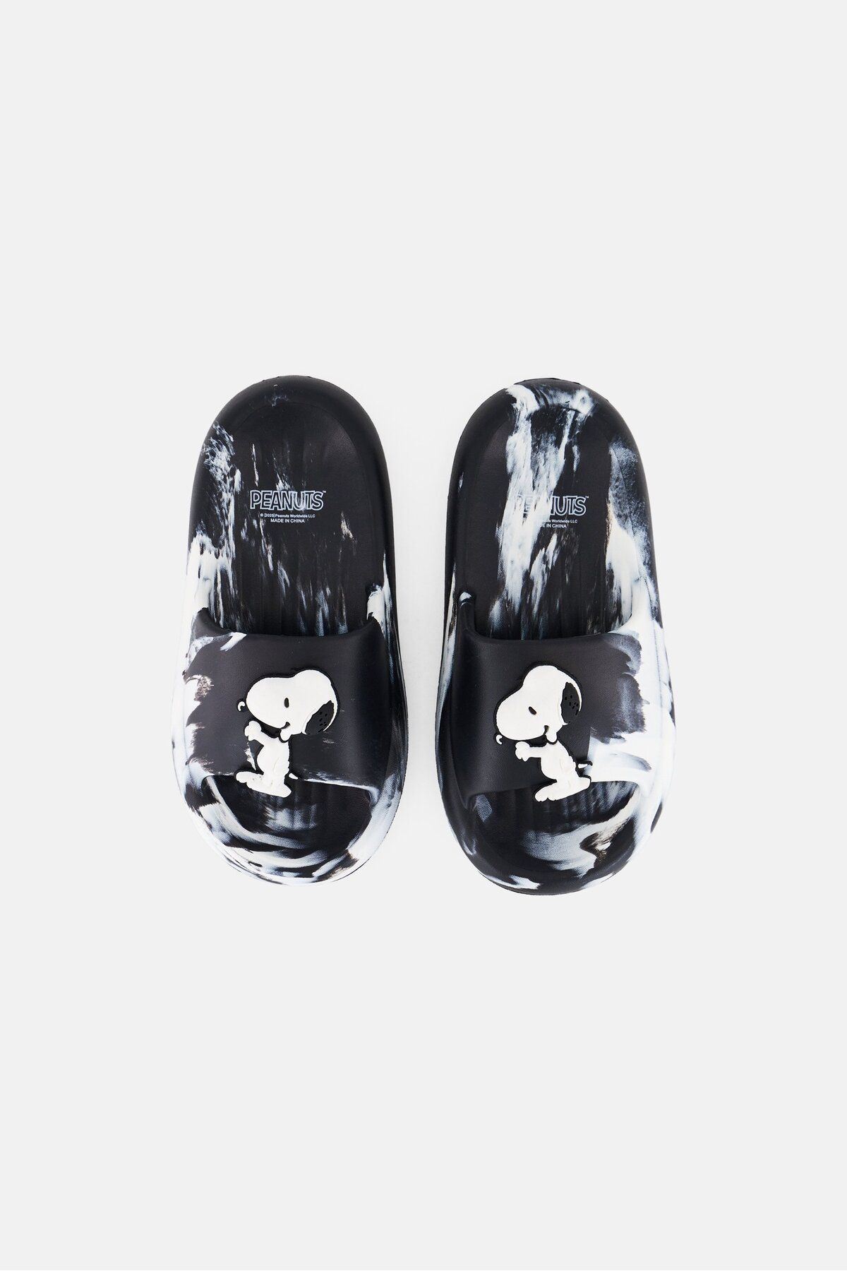 PEANUTS-Kids Boy Slip On Slides, Multicolor 3