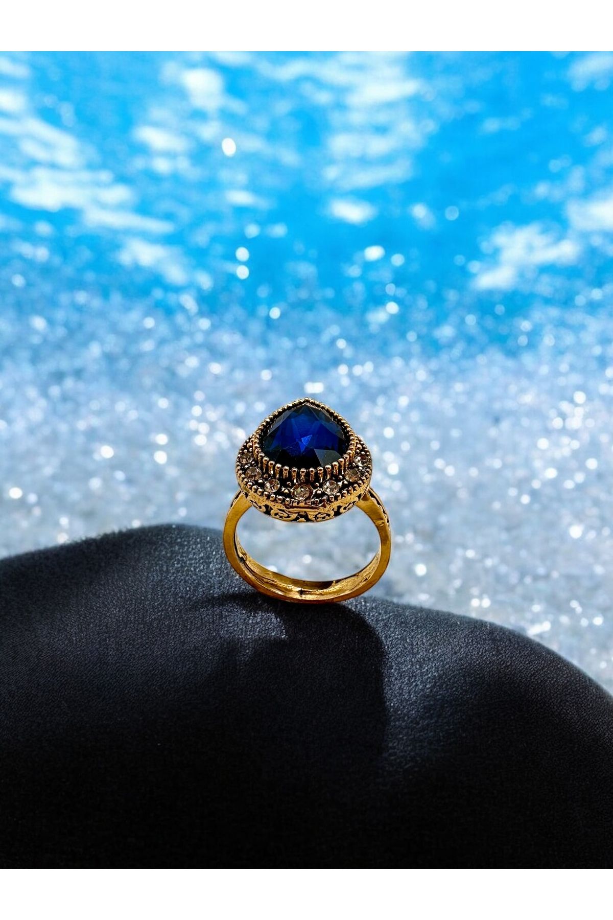 FUYA JEWELLERY Renkli Kristal Taşlı Yüzük