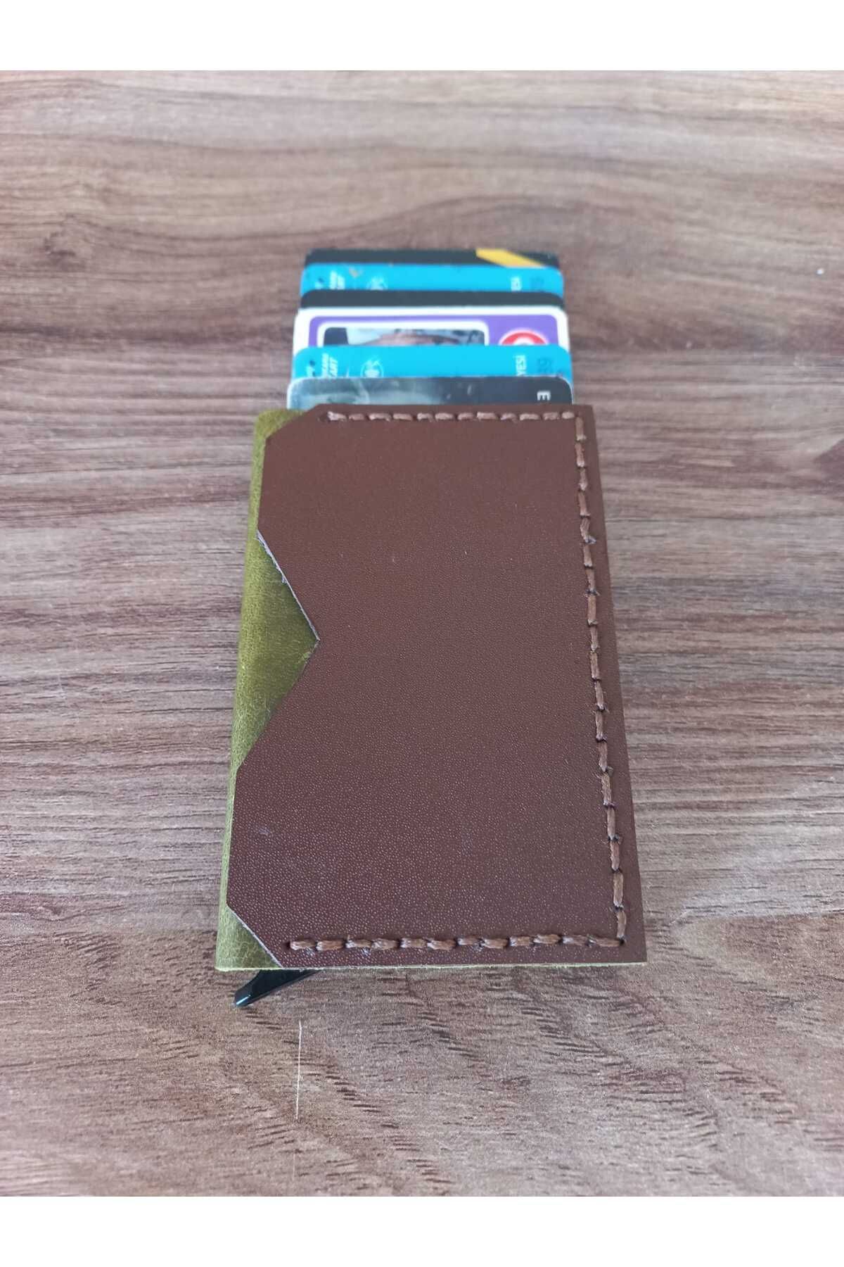 OĞUZUN DÜNYASI MEKANİZMALI ÇOKLU DİKEY KARTLIK HAKİKİ DERİ EL YAPIMI AKSESUAR