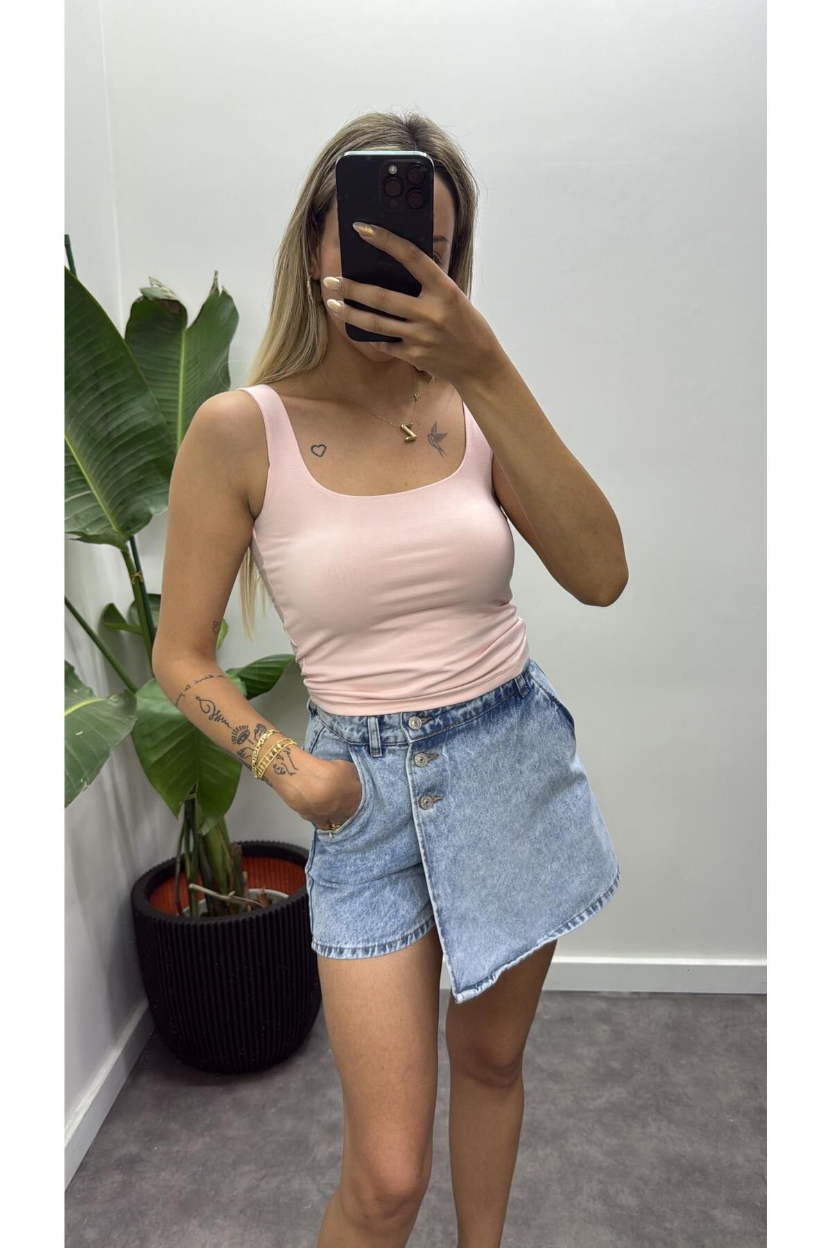 Acar Boutique Kare Yaka Atlet