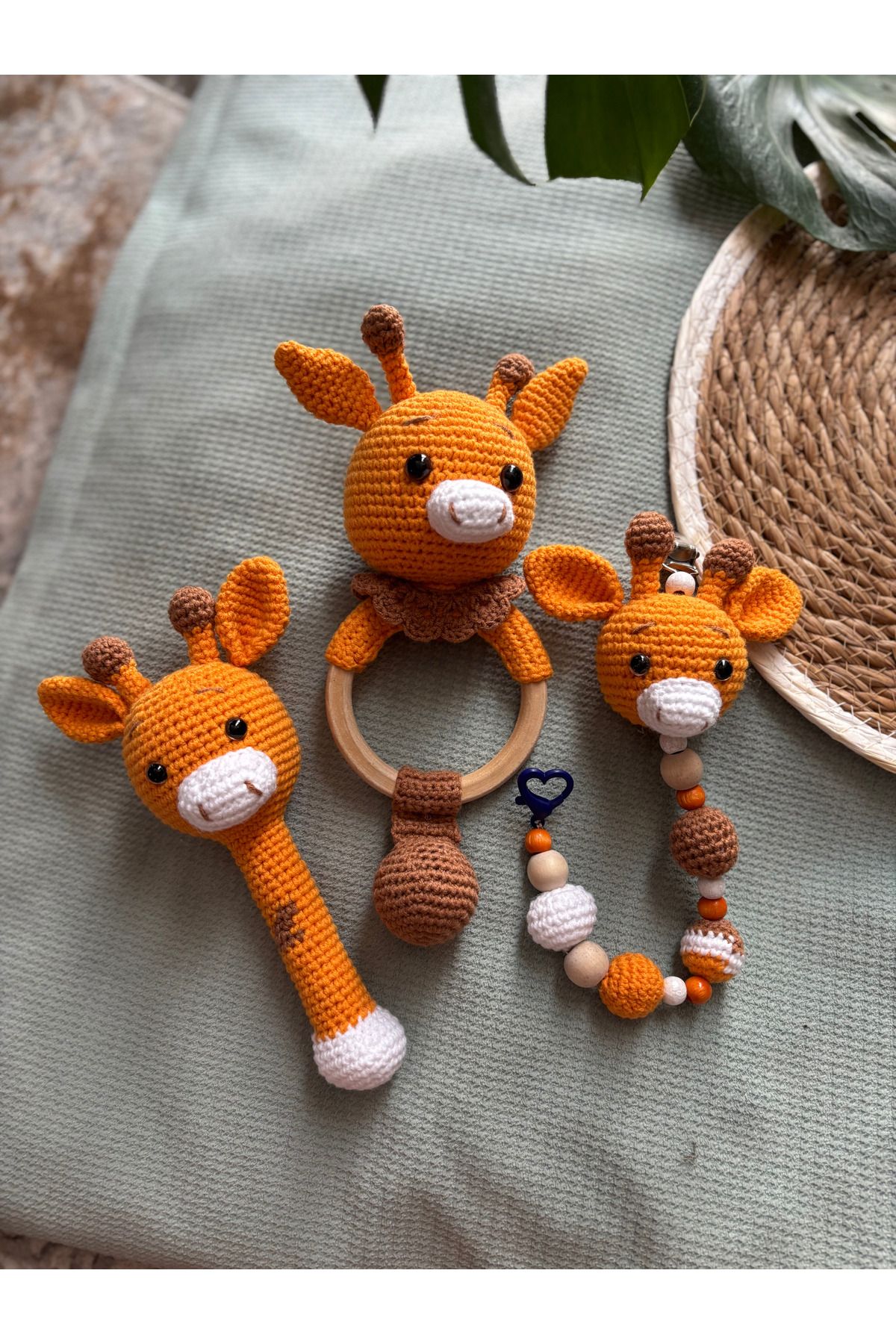Aia&Co Amigurumi Sevimli Zürafa Emzik Zinciri Diş Kaşıyıcı Çıngırak 3'lü Set