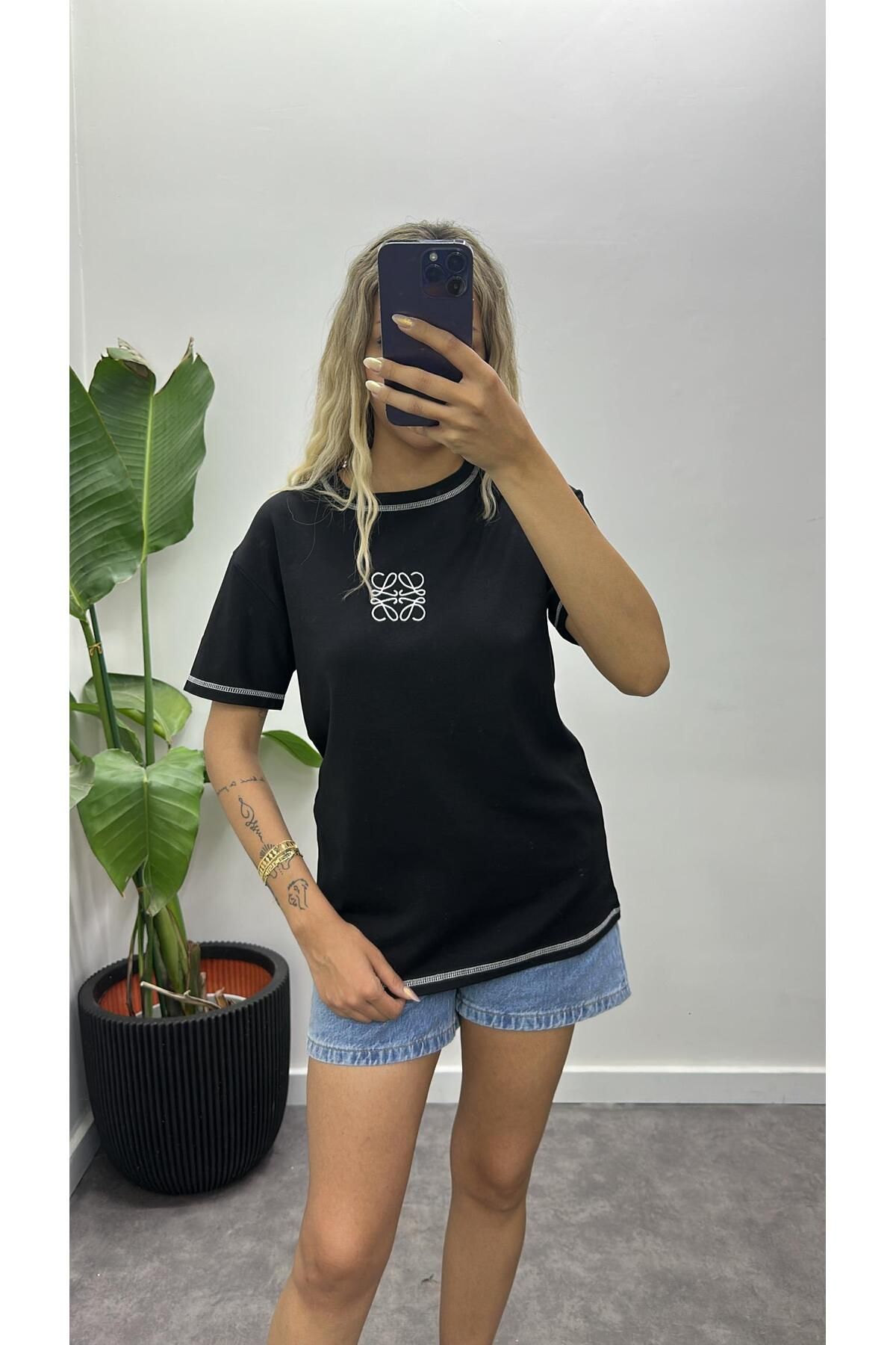 Acar Boutique Lowe Nakışlı T-Shirt