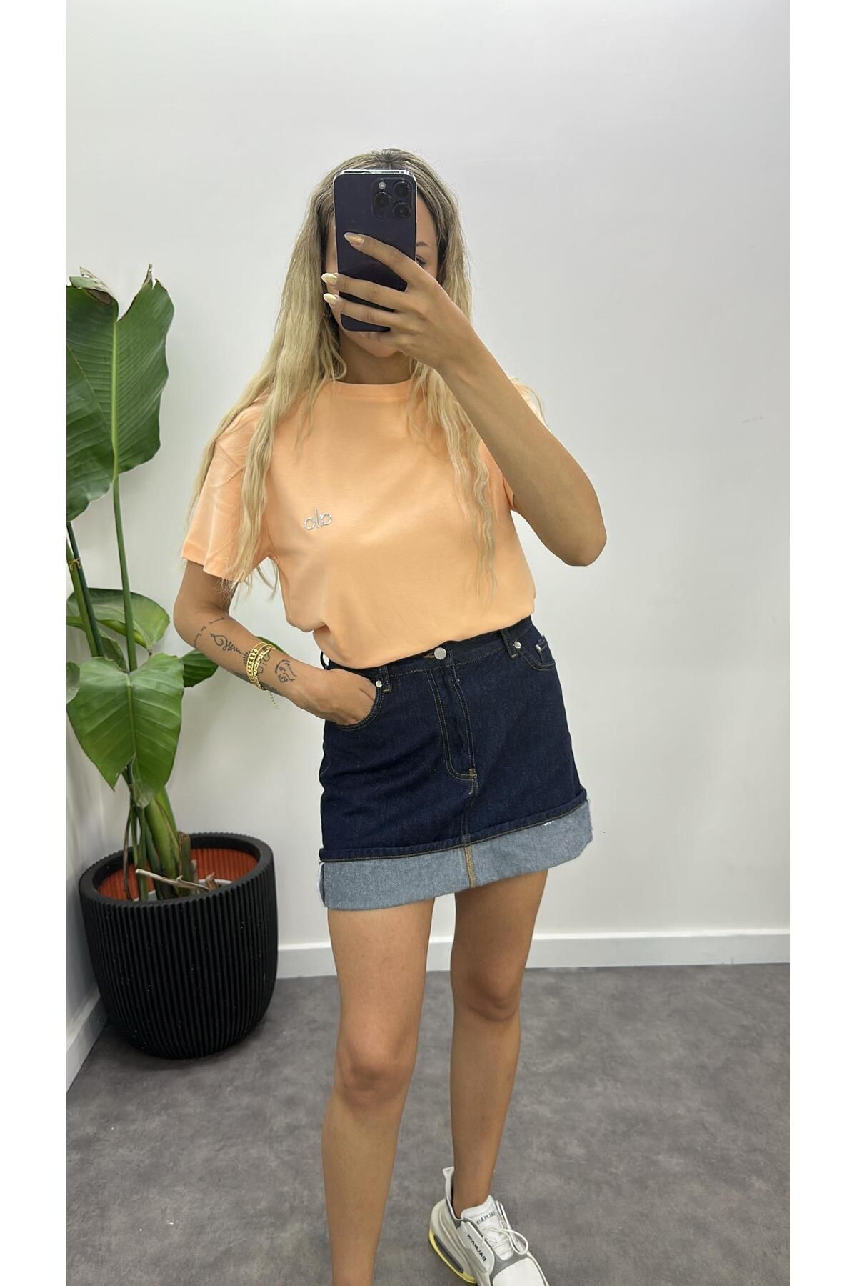 Acar Boutique Orijinal Marka Basic T-Shirt