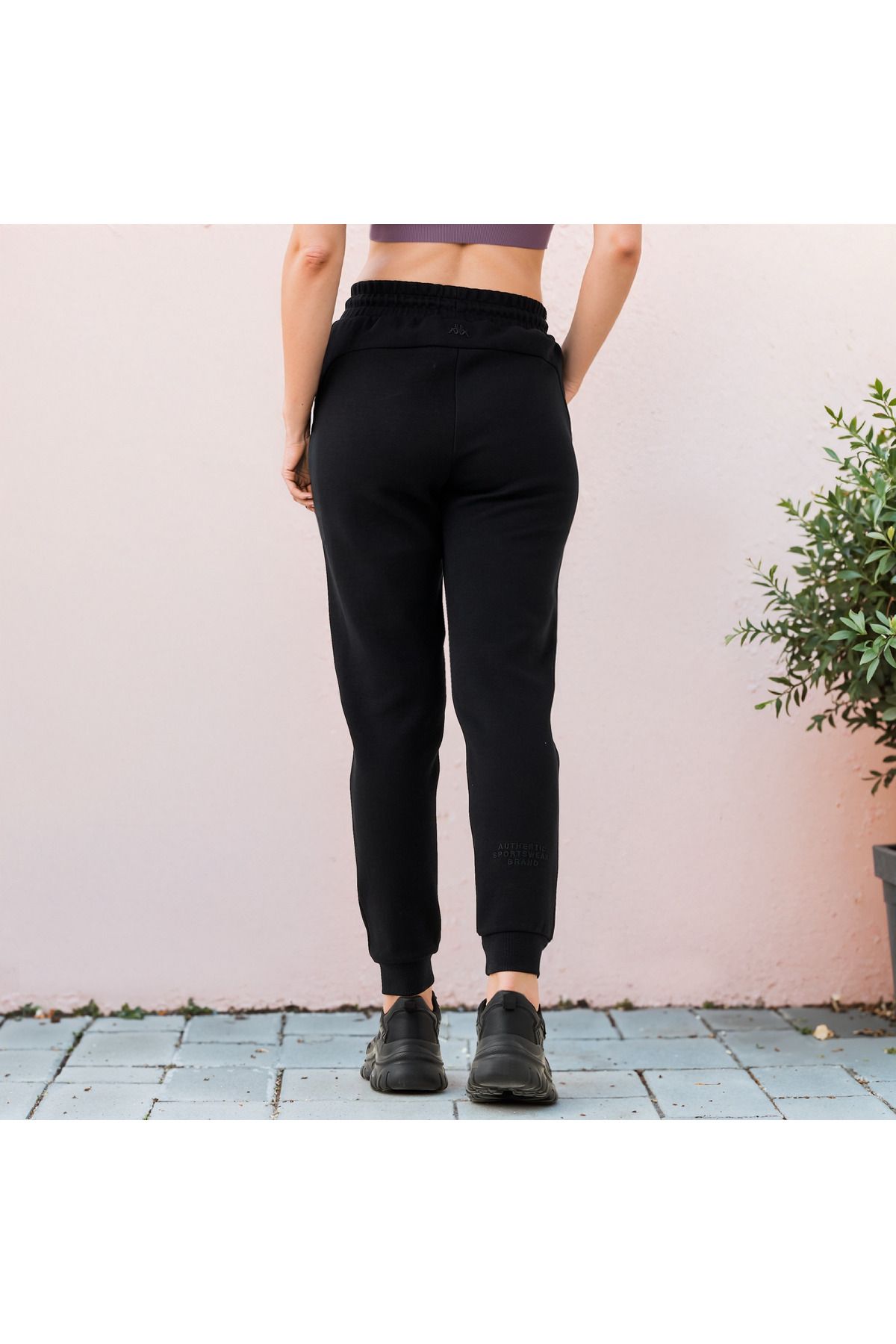 Kappa-Kappa Panelled Joggers with Drawstring Closure and Pockets 3