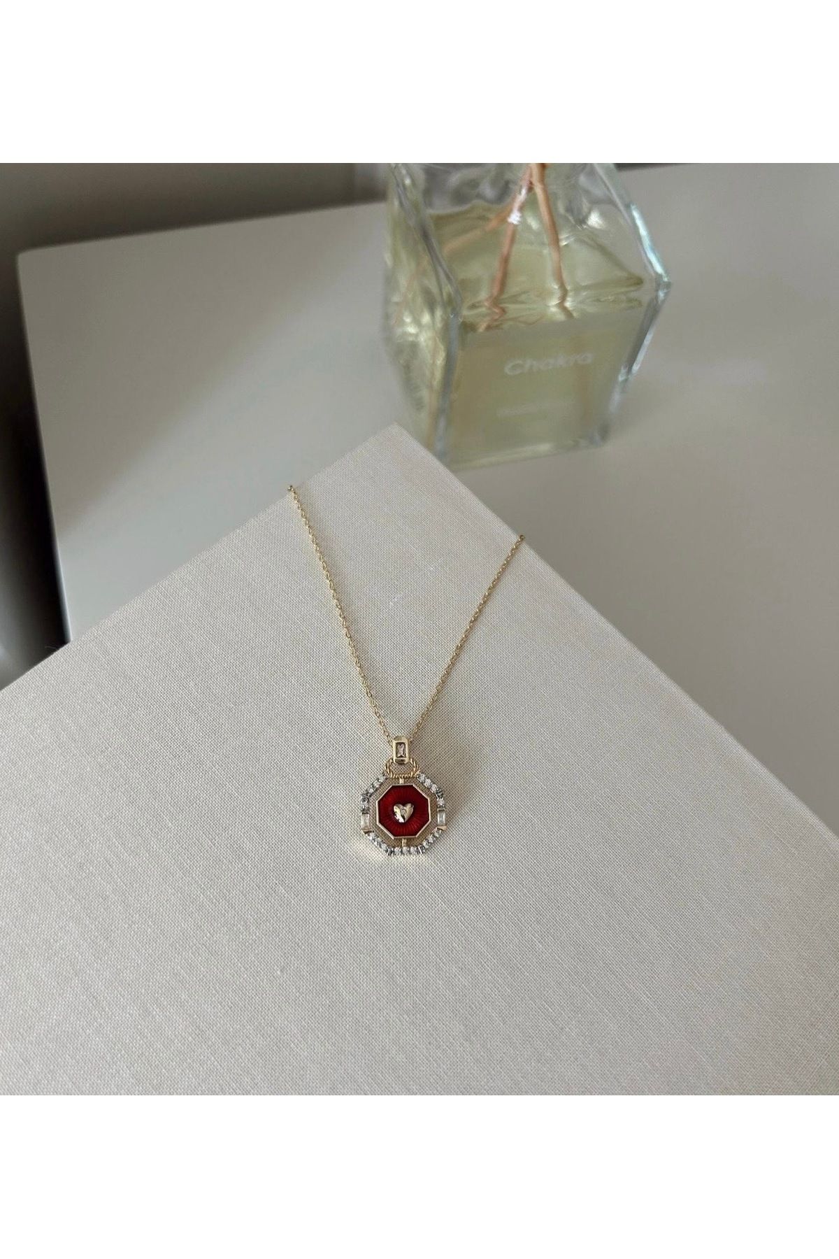 mysteriajewelry Sıralı Taş ve Kalp Detaylı Özel Seri Çelik Kolye