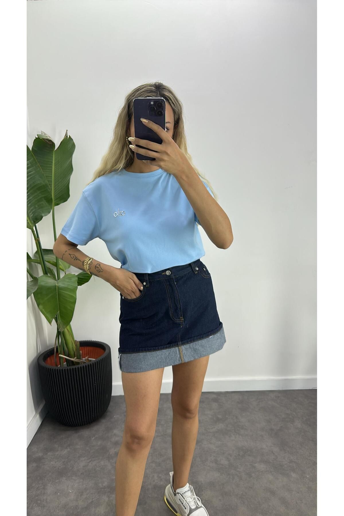 Acar Boutique Orijinal Marka Basic T-Shirt