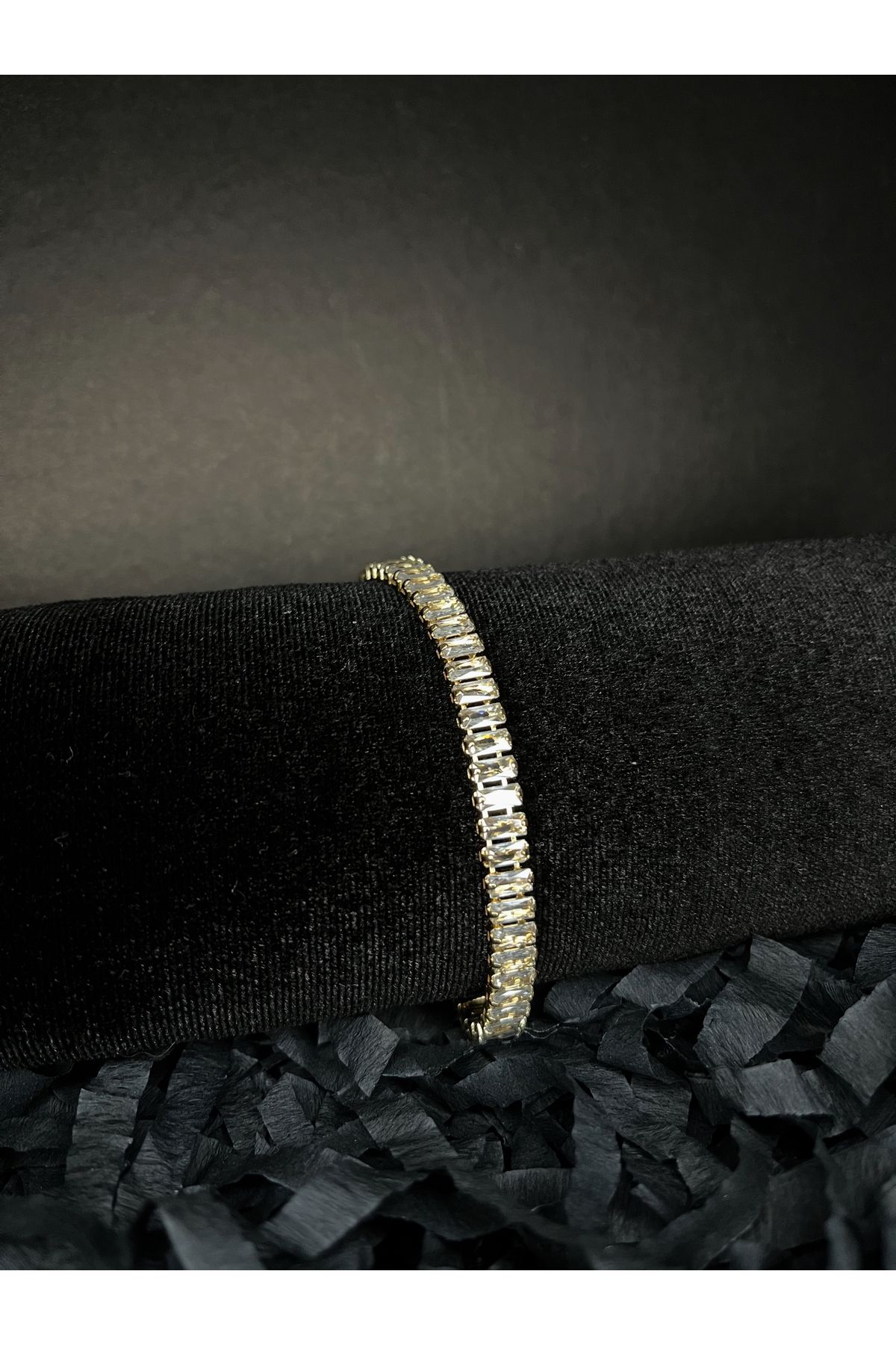 Butik Çelik Gold Su Yolu Zirkon Taş Bileklik