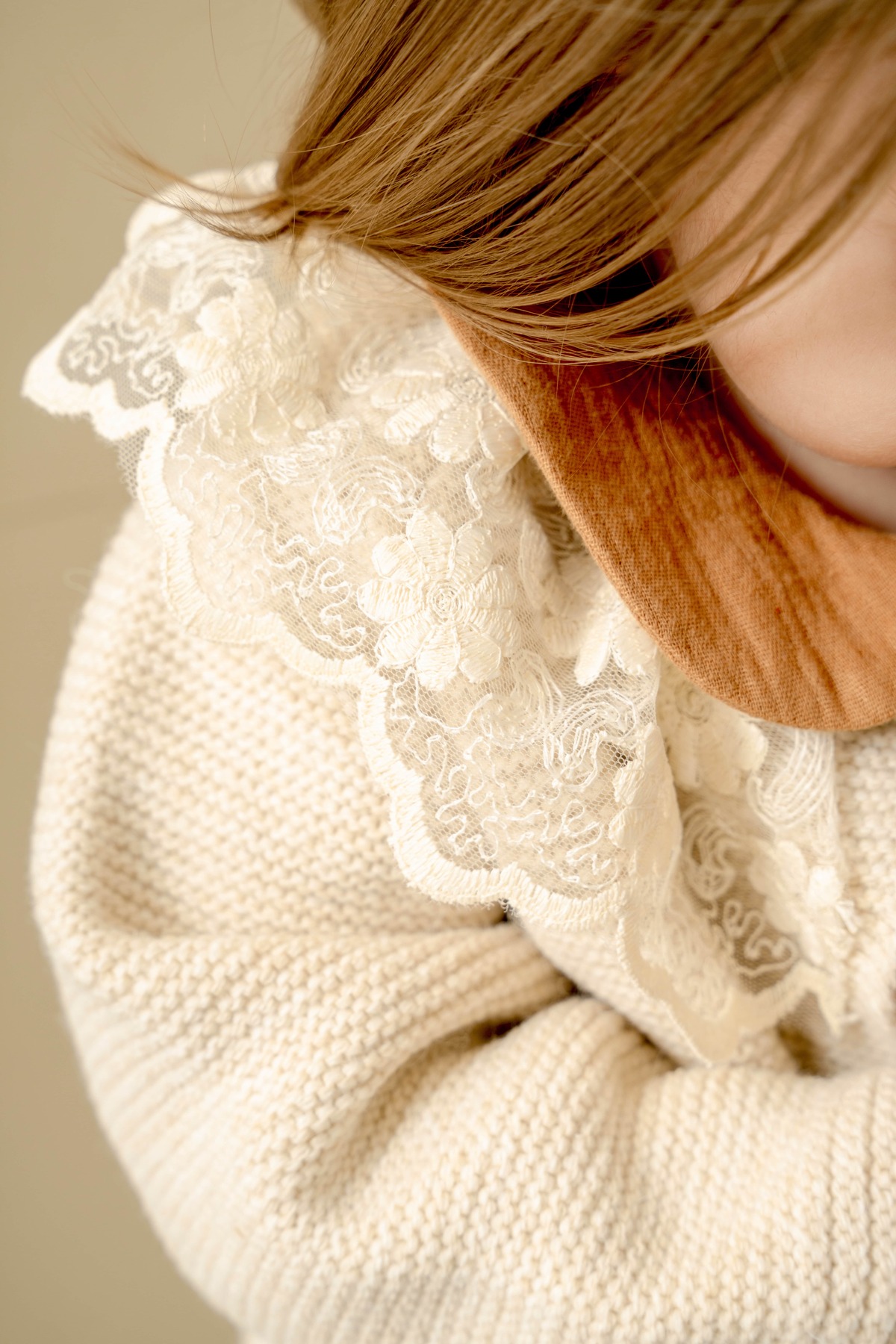 JNF kids Kız Bebek Hırkalı Etekli Takım Külotlu Çorap Hediyeli fotoğrafı 3 (önizleme)