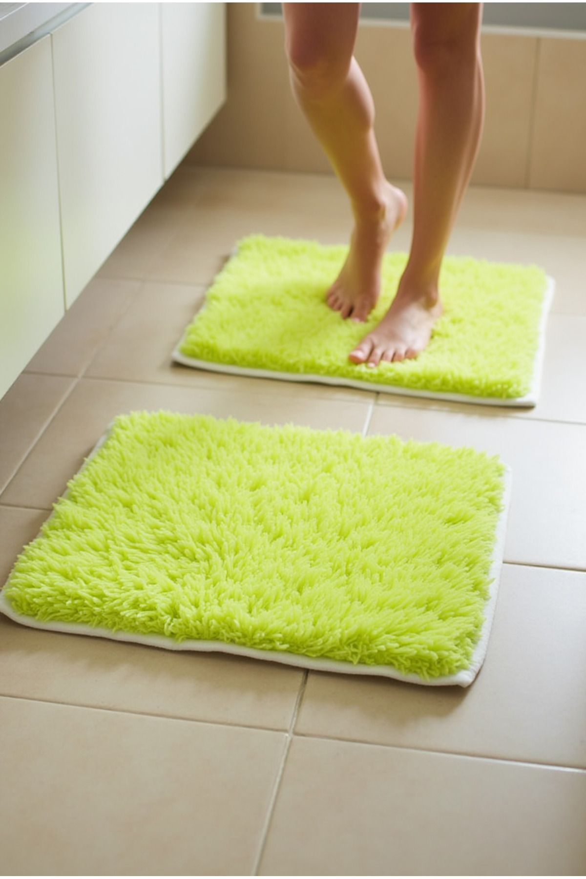 Carpetella Yumuşak Peluş Banyo Halısı 50x60 - 60x90cm Kaymaz Tabanlı Su Emici Banyo Paspas Seti