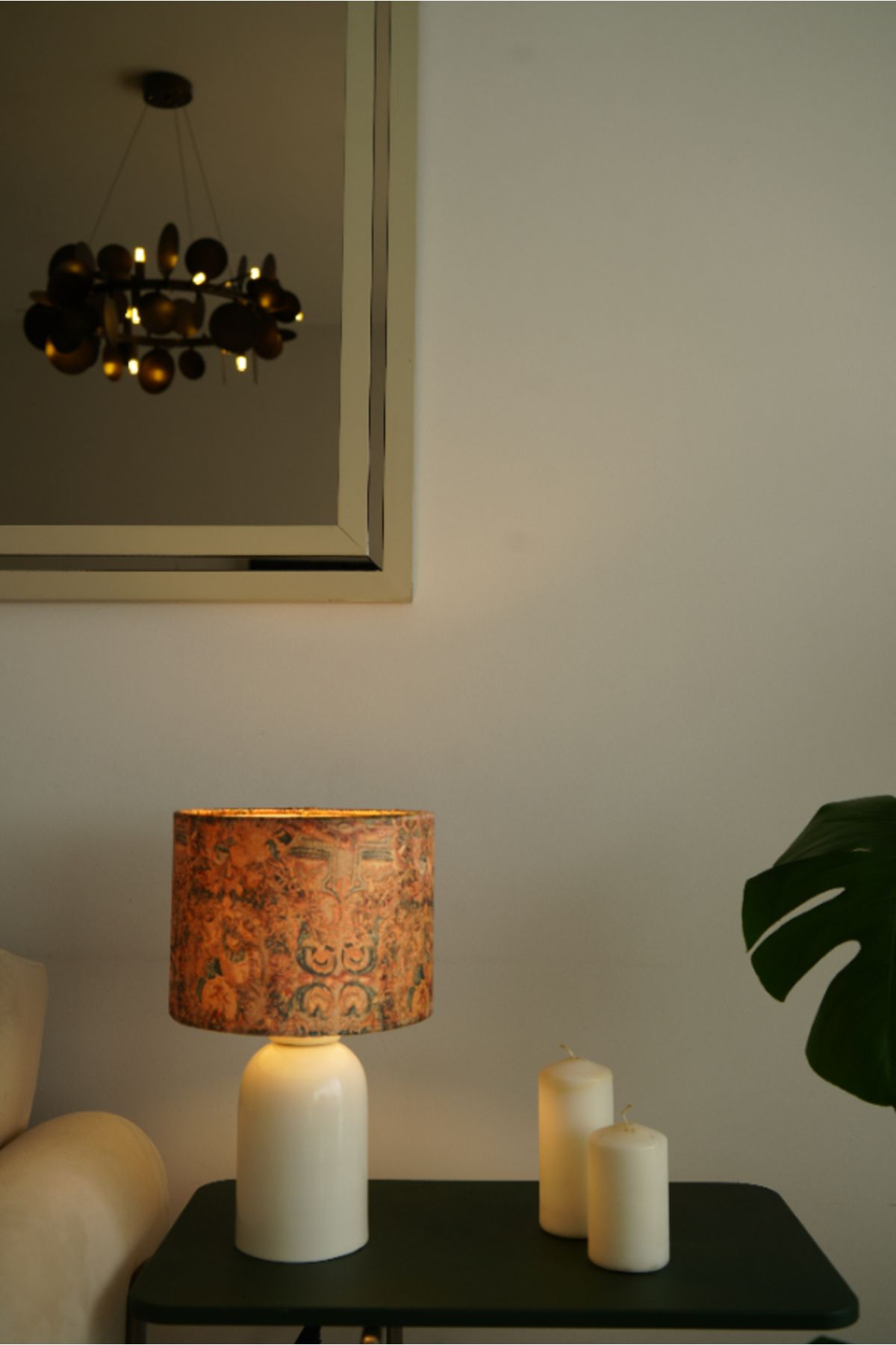 retro home design Krem Ayaklı Retro Özel Kadife Kumaş Şapkalı Şık Yatak Odası Salon Abajur Özel Modern