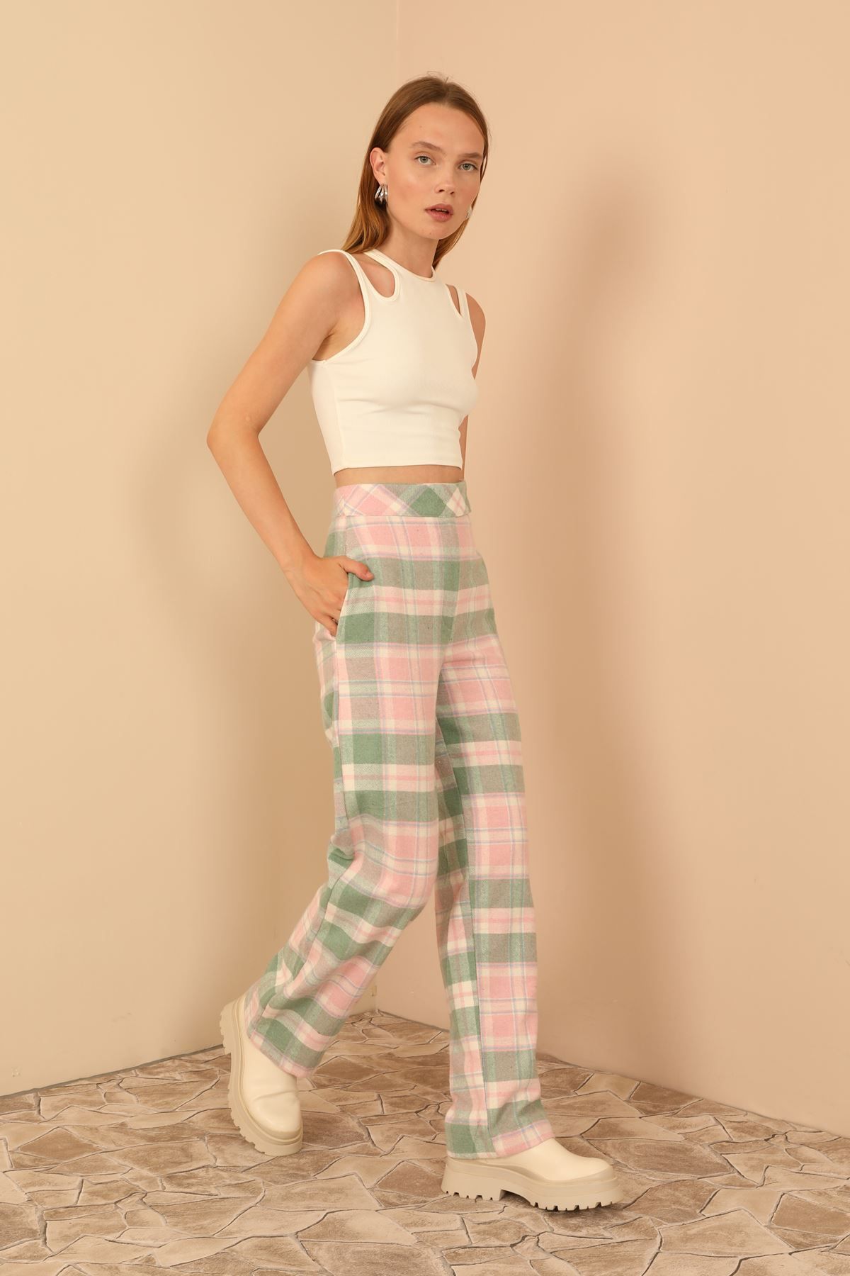 devrialemshoes Ekose Kumaş Rahat Kalıp Kadın Pantolon-Pembe