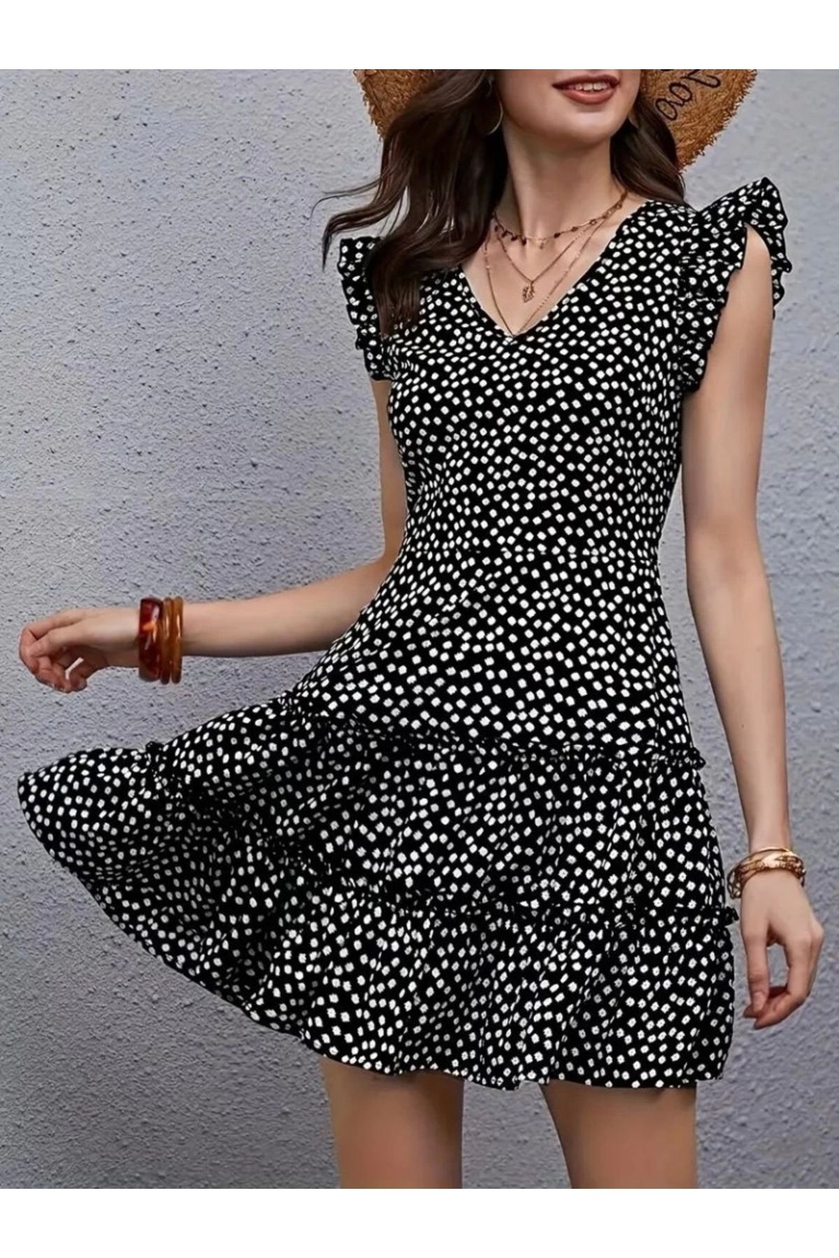 Butik Kadın Kısa Kollu V Yakalı Desenli Fırfırlı Süprem Elbise