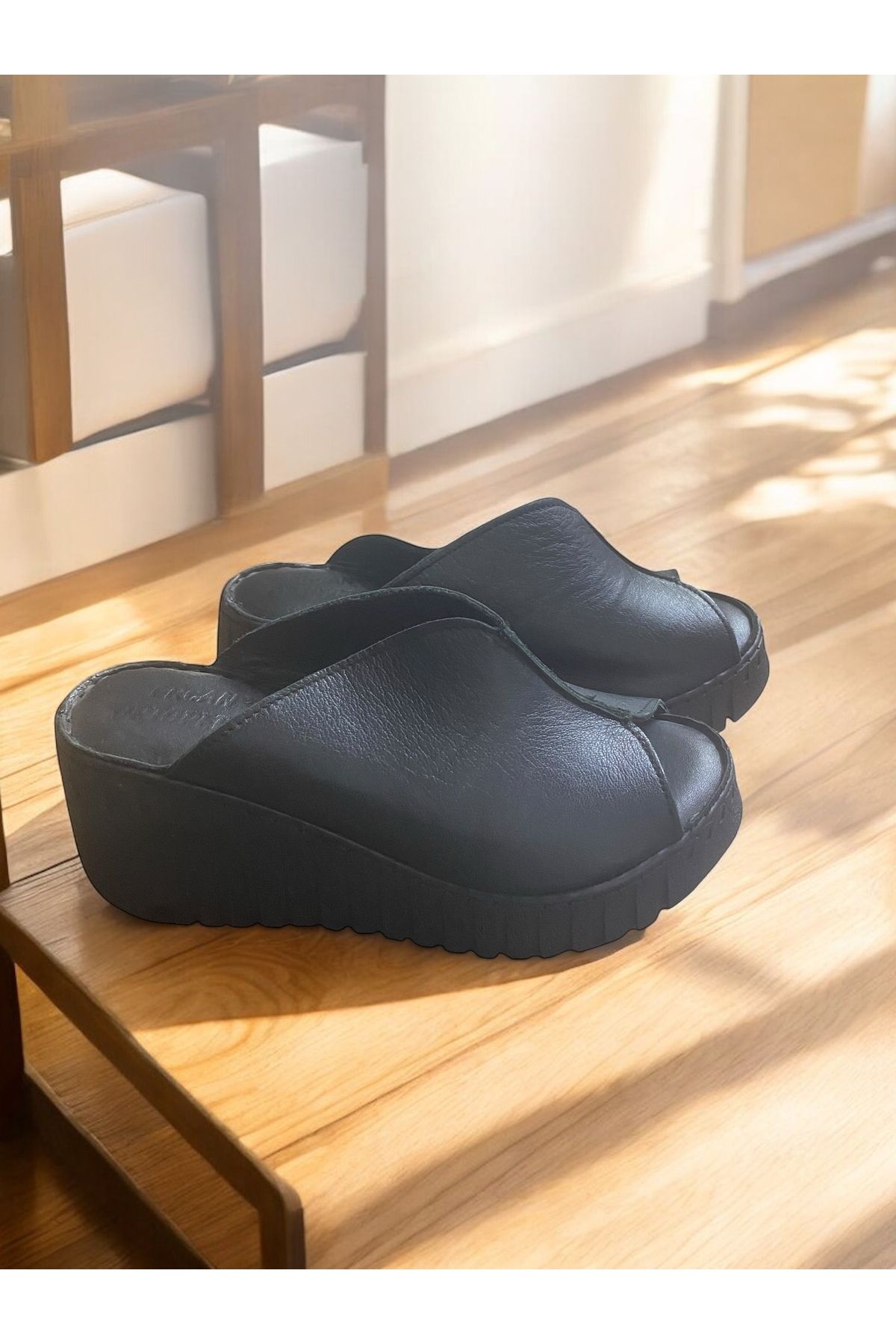 Ercan Konay 578 hakiki deri platform taban terliği