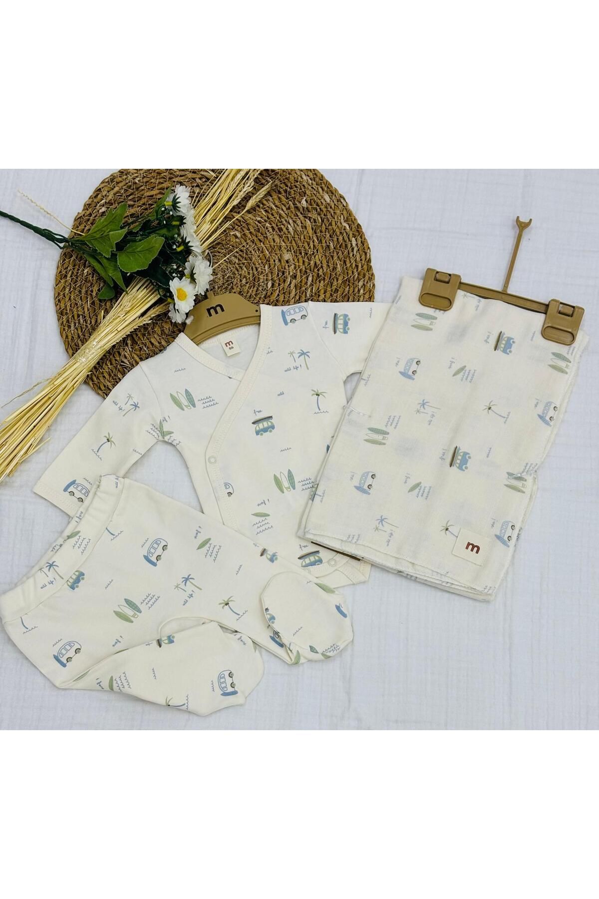 Minisse Baskılı Çıtçıtlı Badi, Alt ve Müslin Battaniyeli Yenidoğan Bebek 3lü Set