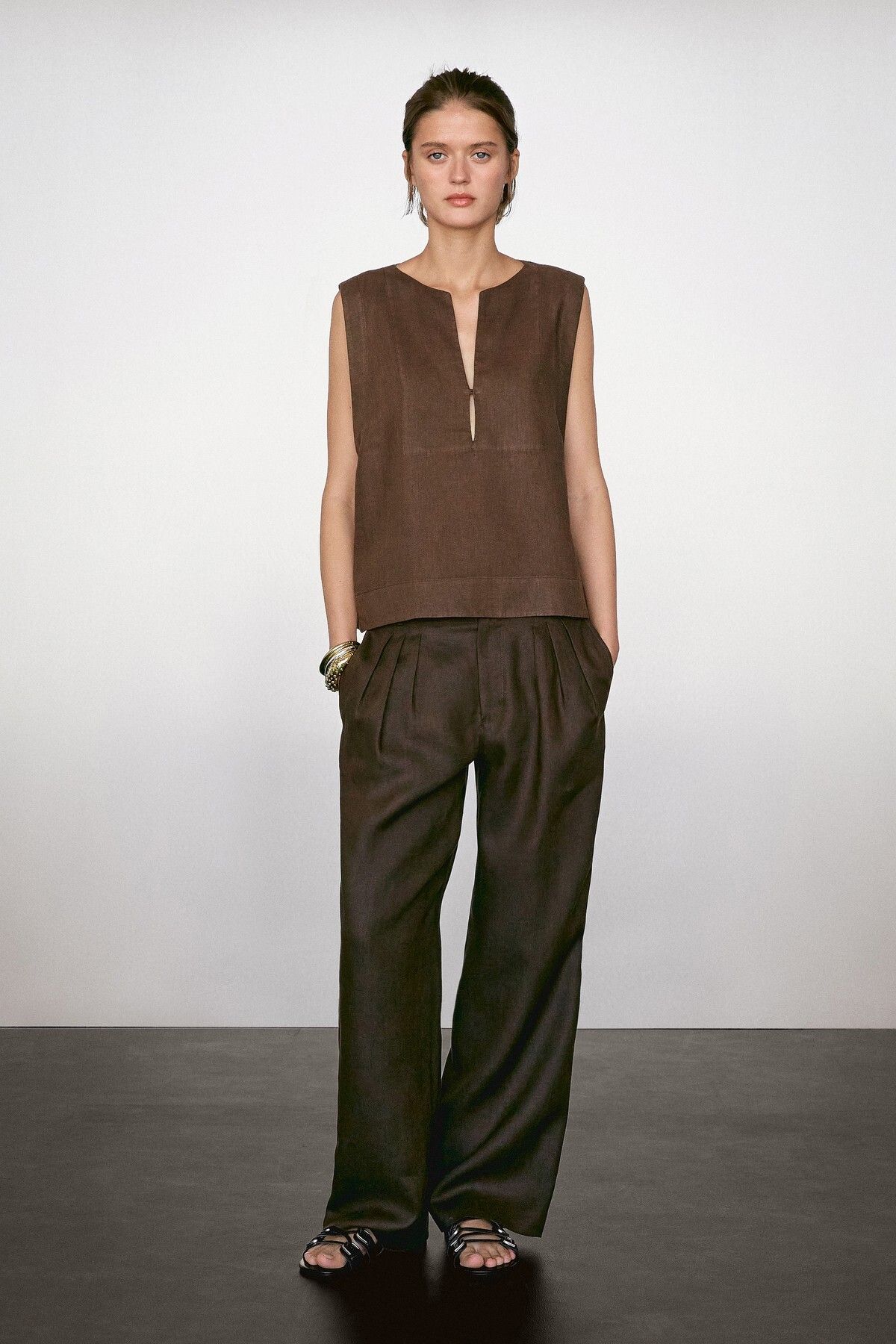 Massimo Dutti Blouse with seam detail, 100% linen