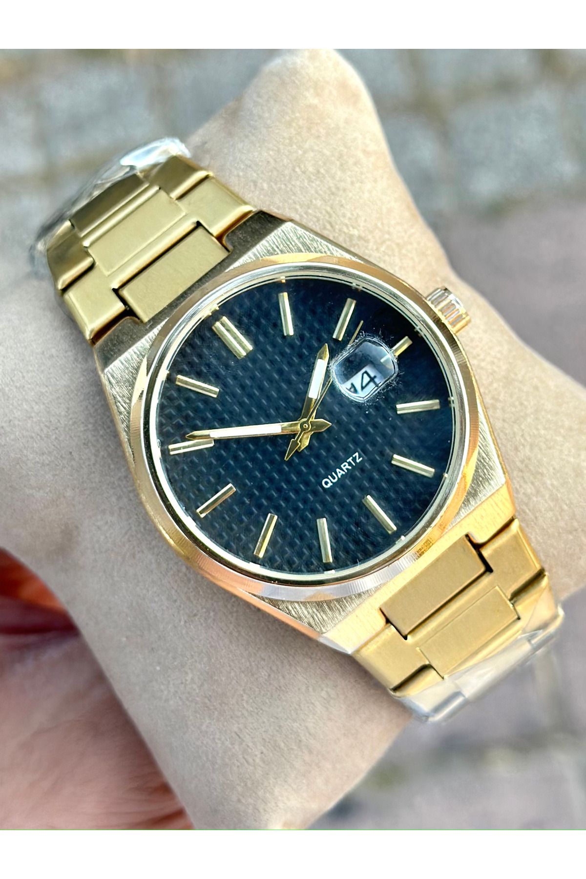 pierrose Gold Çelik Kordon Takvimli Erkek Kol Saati