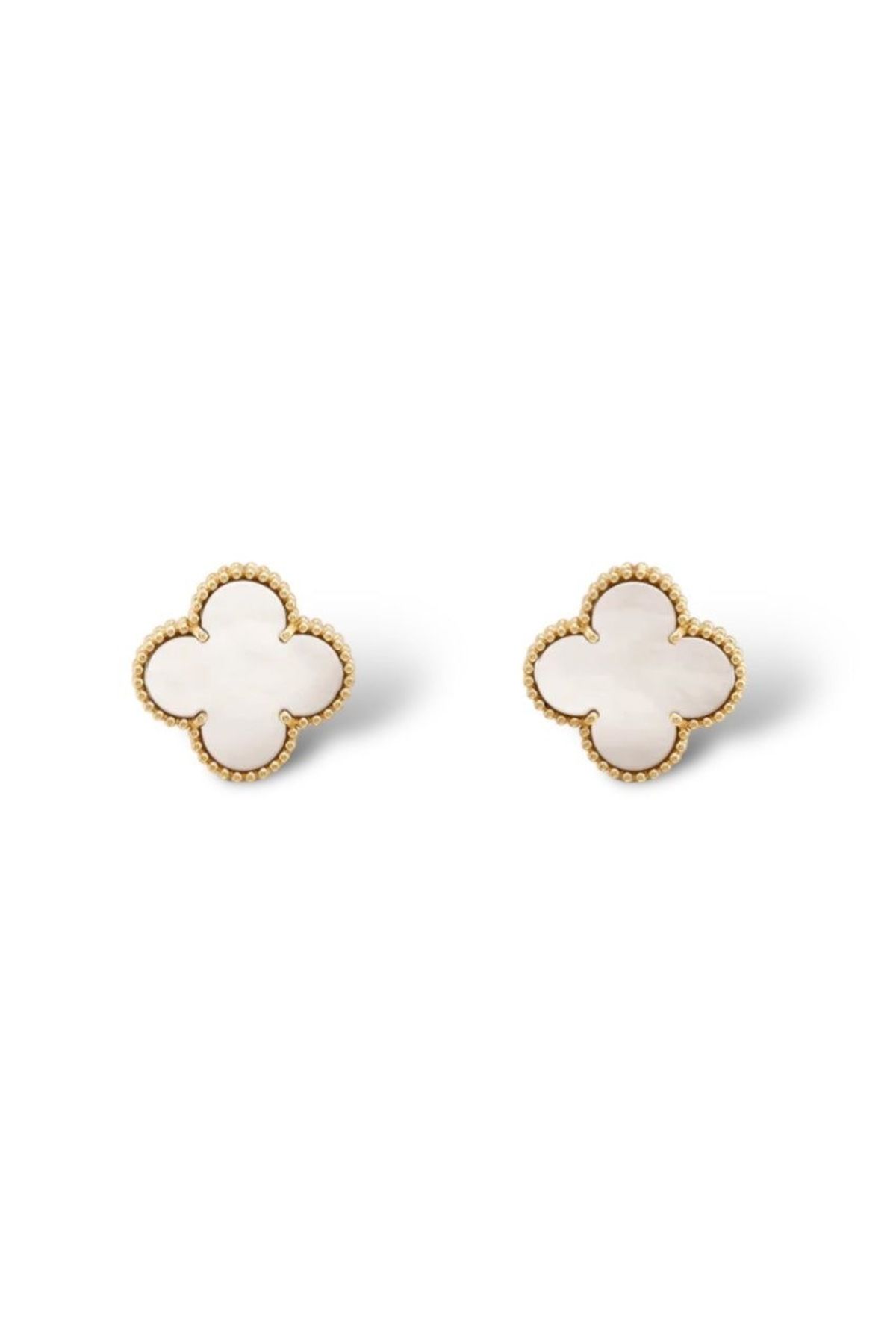 MOİRA Zarif Yonca Model Küpe – Gold Çerçeveli Siyah & Beyaz Seçenekli