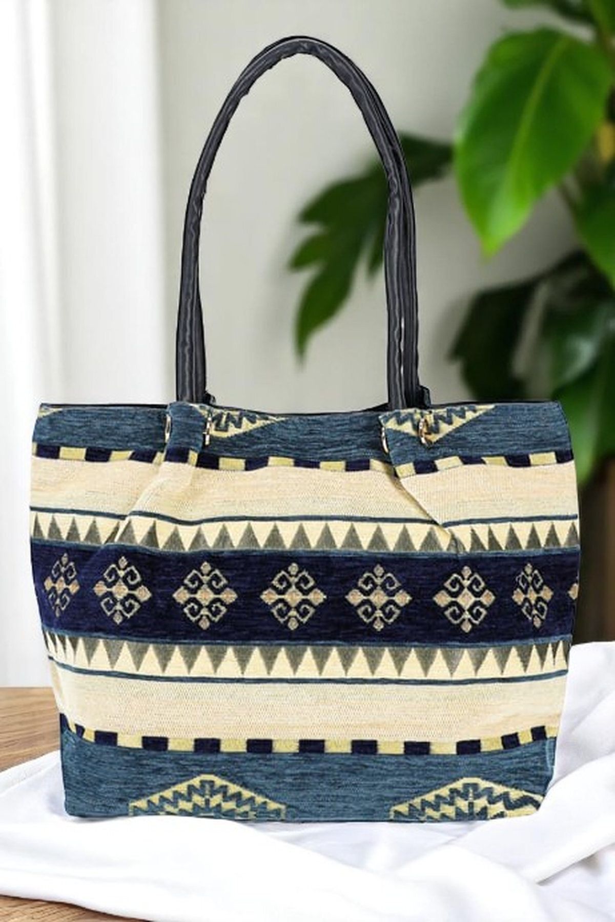 MODA Otantik Şönil Etnik Desenli Askılı Kadın El Omuz Çanta