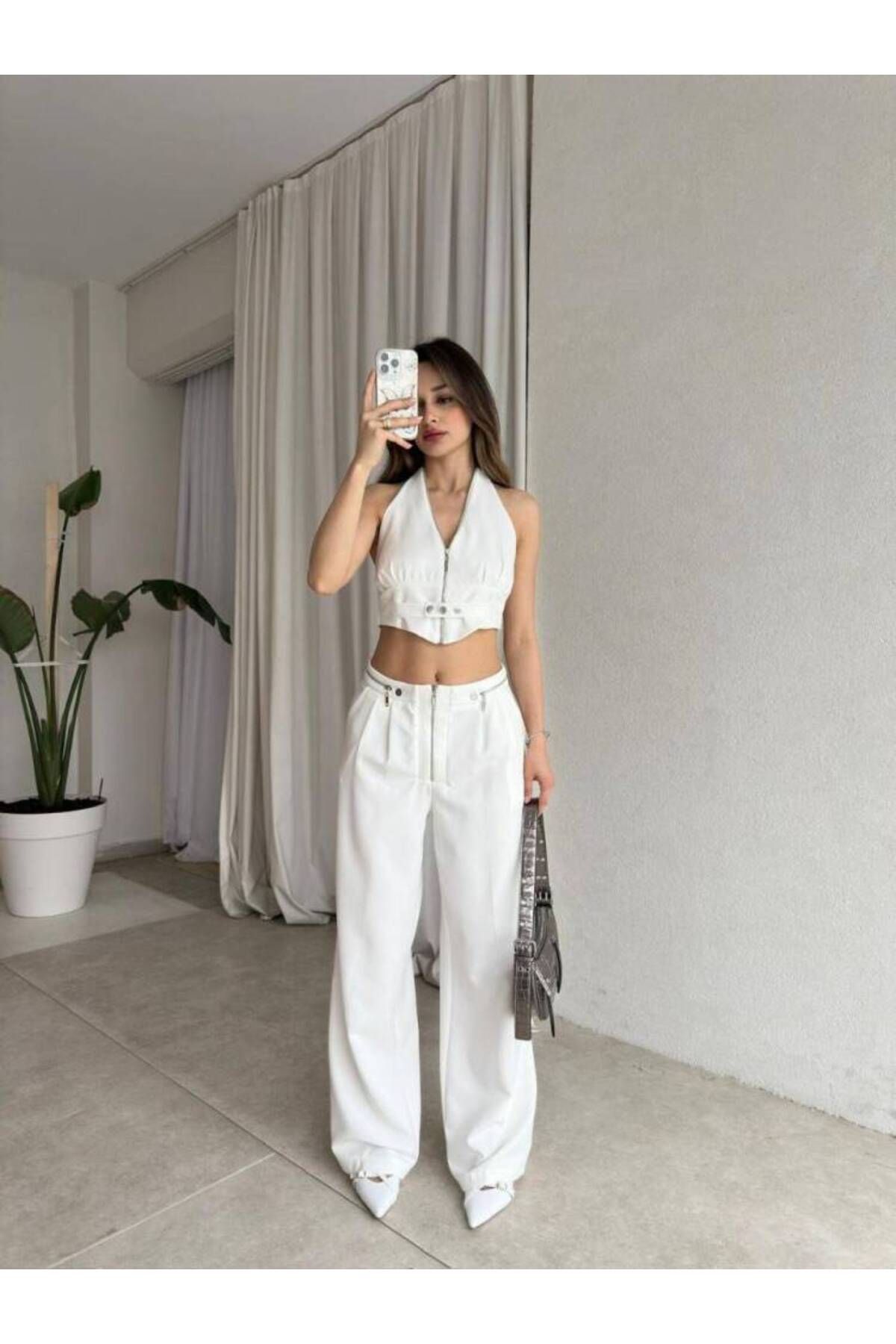 MAXMOOR DUALS FERMUARLI SIRT DEKOLTELİ CROP PANTOLON BEYAZ TAKIM