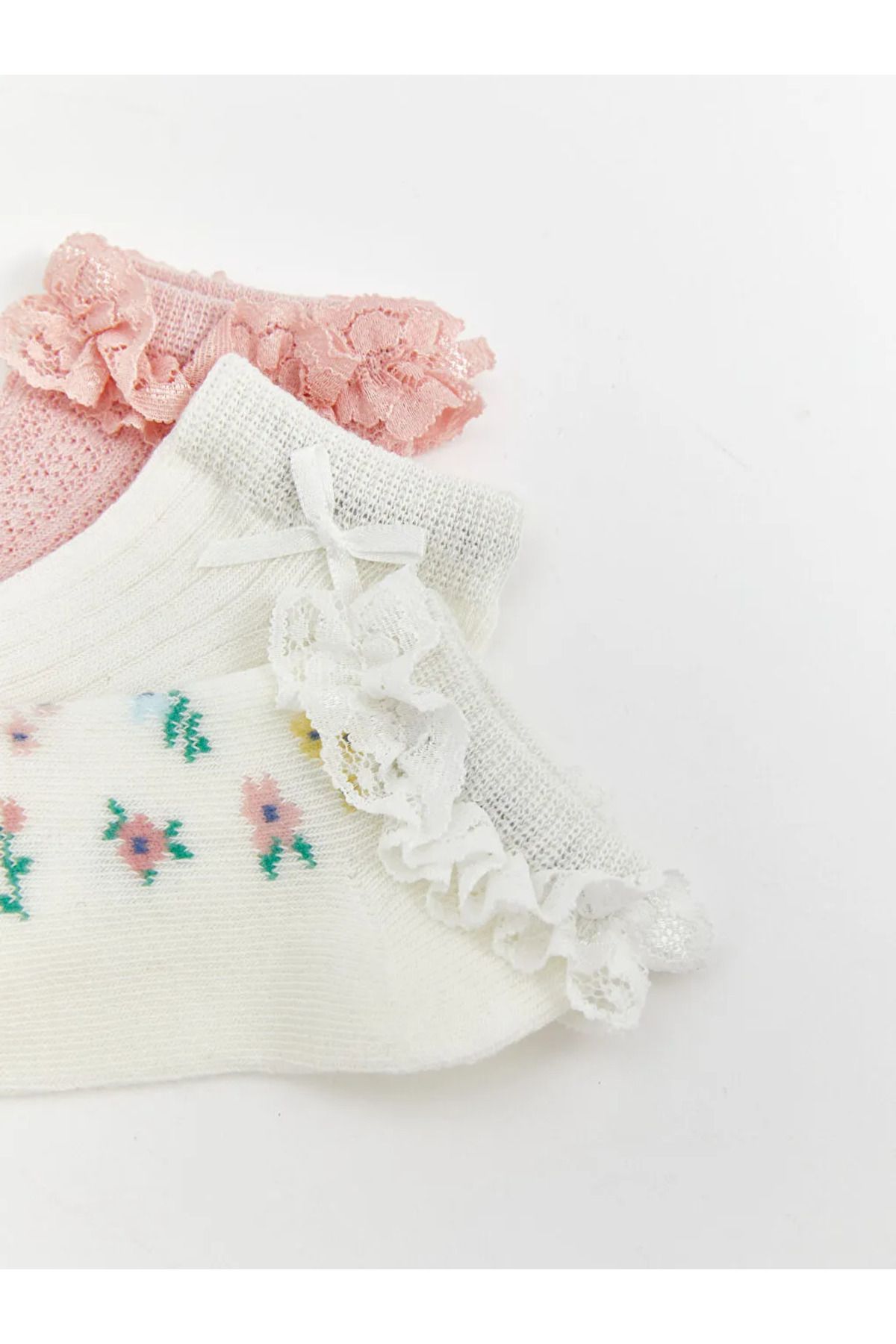 LC Waikiki-Lcw Baby Ecru Floral Baby Girl Booties Socks 3 Pcs 3