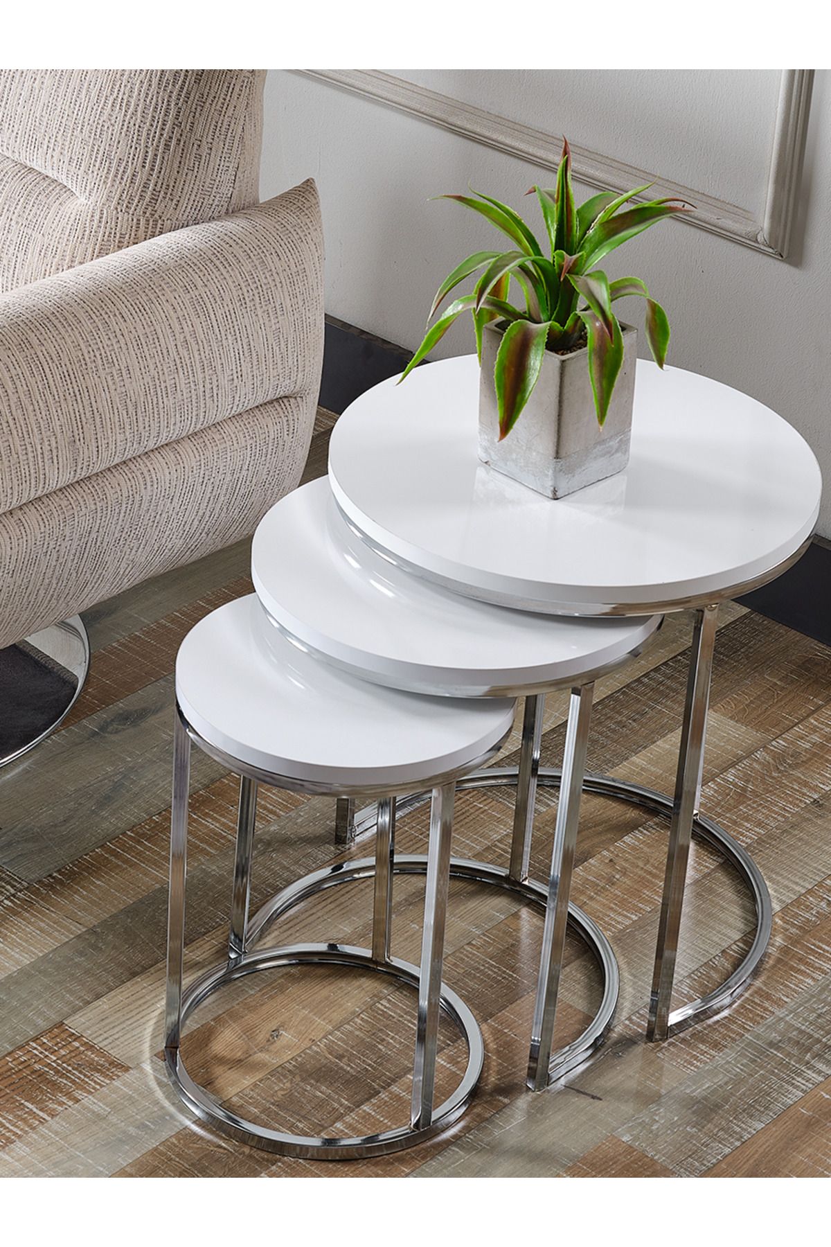 SEDAŞ LIVING UNITS 3 ADET Tam Beyaz Ahşap (SUNTALAM) Gümüş Metal C Ayak Zigon Sehpa Sedaş-zigon-sehpa