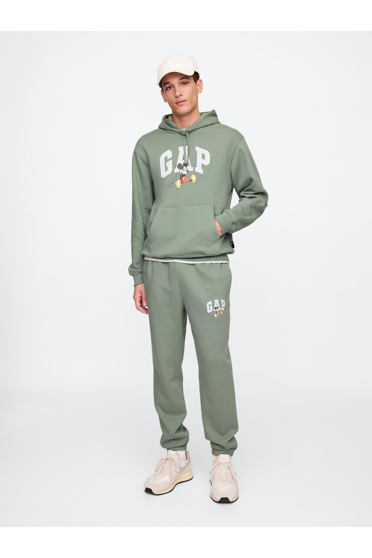 GAP Erkek Yeşil Gap Logo Disney Grafikli Fleece Eşofman Altı