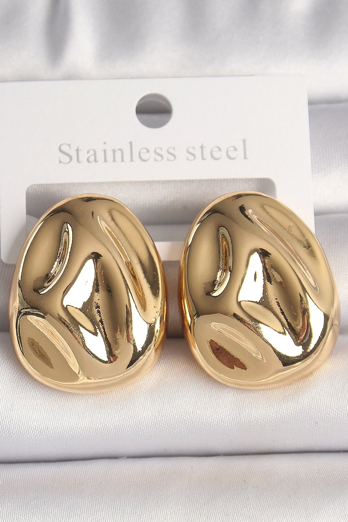 Nemere Pirinç Gold Renk İşlemeli Damla Model Kadın Küpe - TJ-BKP10146