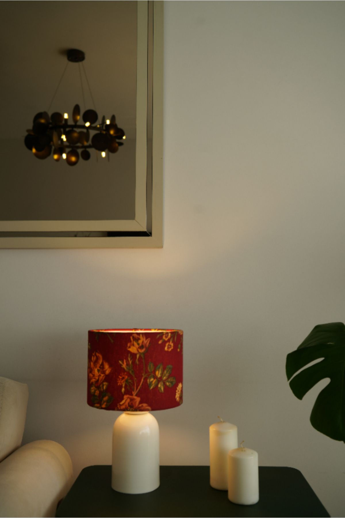 retro home design Krem Ayaklı Kırmızı Çiçek Baskılı Kumaş Şapkalı Şık Yatak Odası Salon Abajur Özel Modern