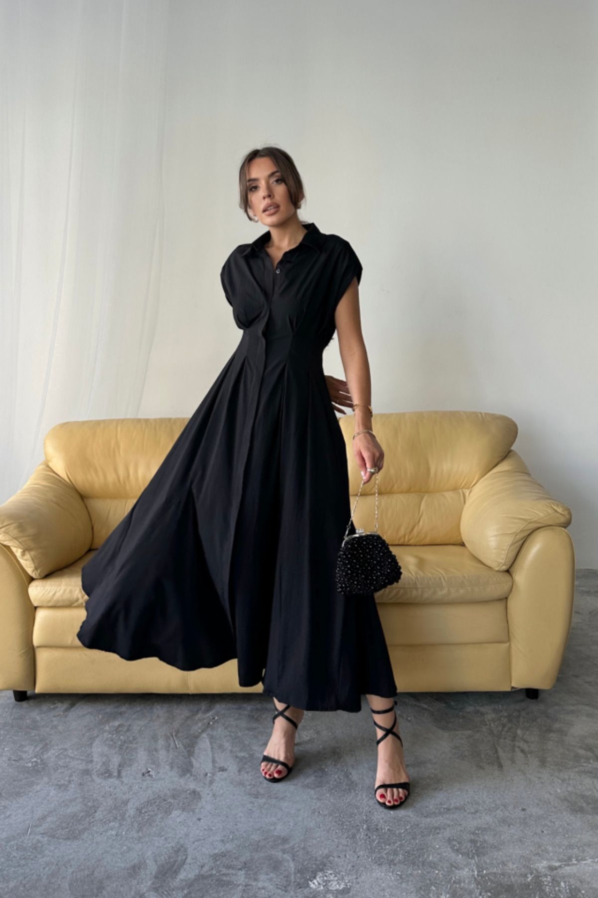 velmorafashion KOLSUZ VATKALI ÖNDEN DÜĞMELİ BEL PENS DETAYLI POPLİN ELBİSE - Siyah