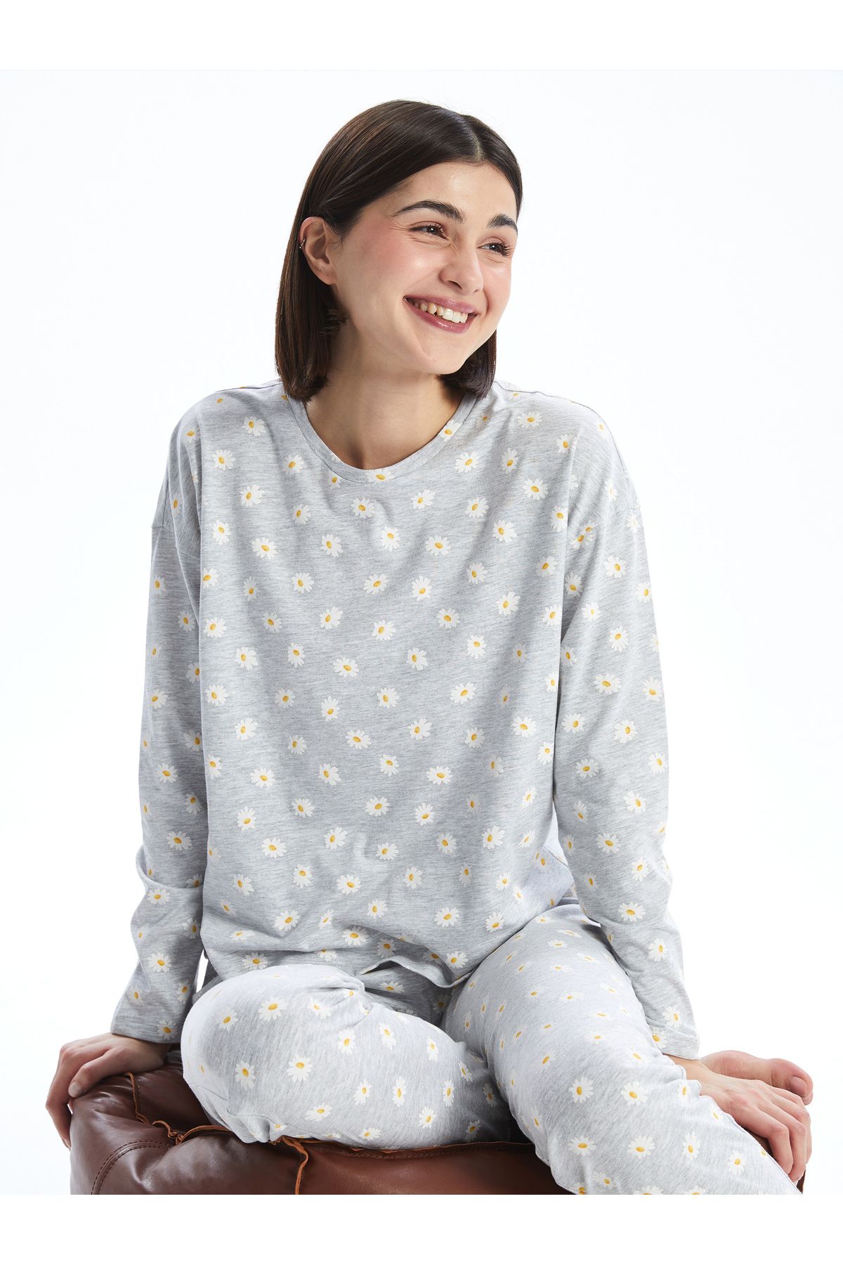 LC Waikiki Bisiklet Yaka Çiçekli Kadın Pijama Takımı