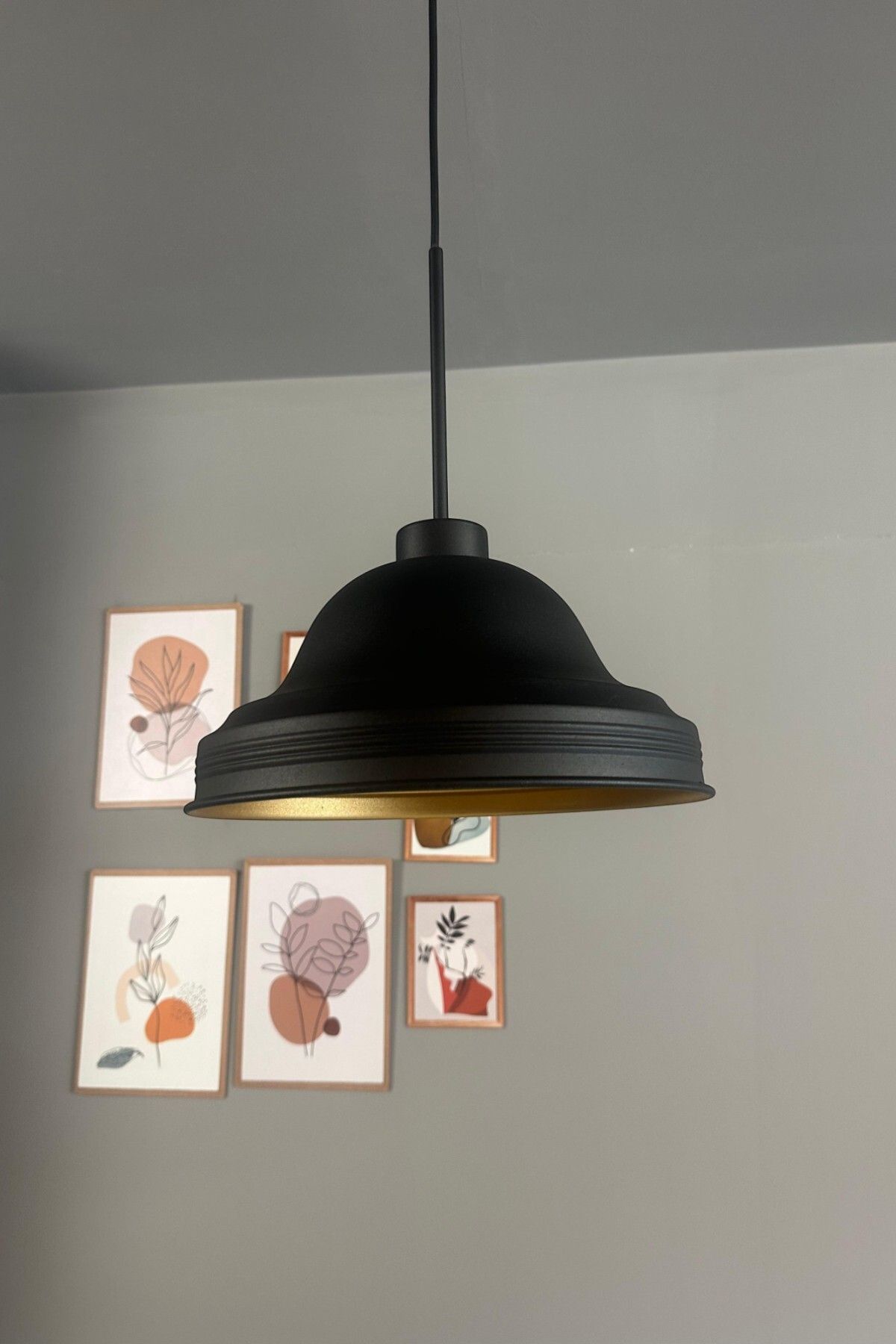 Bamyum Ulmete Siyah İnce Siyah Başlık Tekli Sarkıt Avize Salon Ofis Otel Restoran Avizeleri Vintage Tasarım