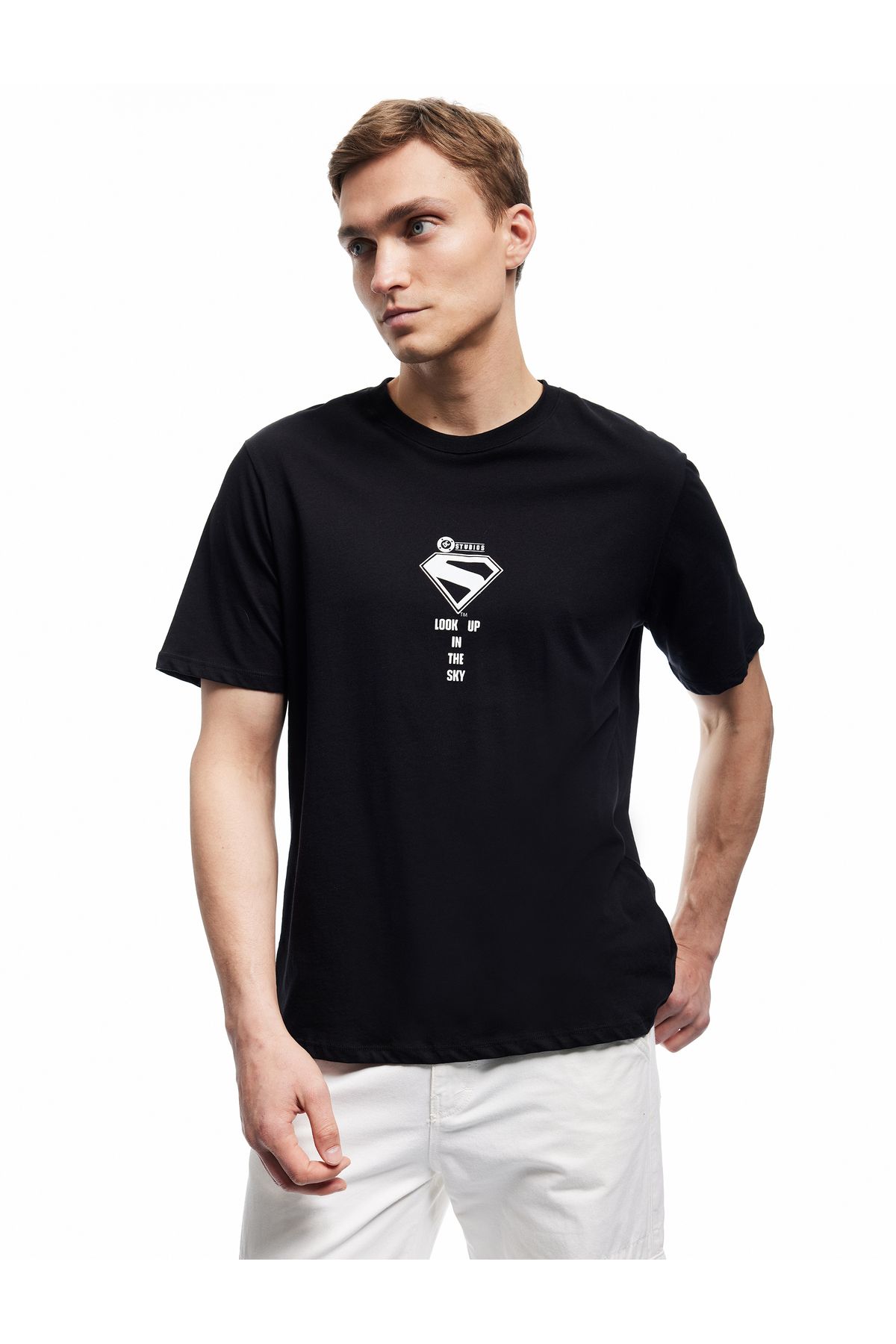 Koton Kısa Kollu Pamuklu Regular Fit Bisiklet Yaka Arkası Baskılı Lisanslı Superman Tişört