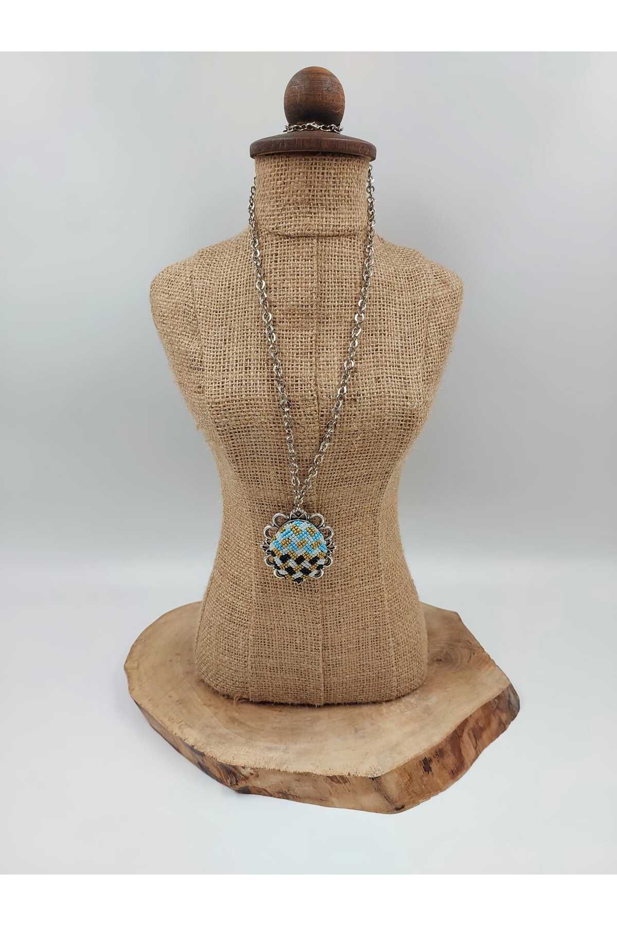R G Handmade Design El Yapımı Renkli Boncuk İşlemeli Gümüş Zincir Kolye