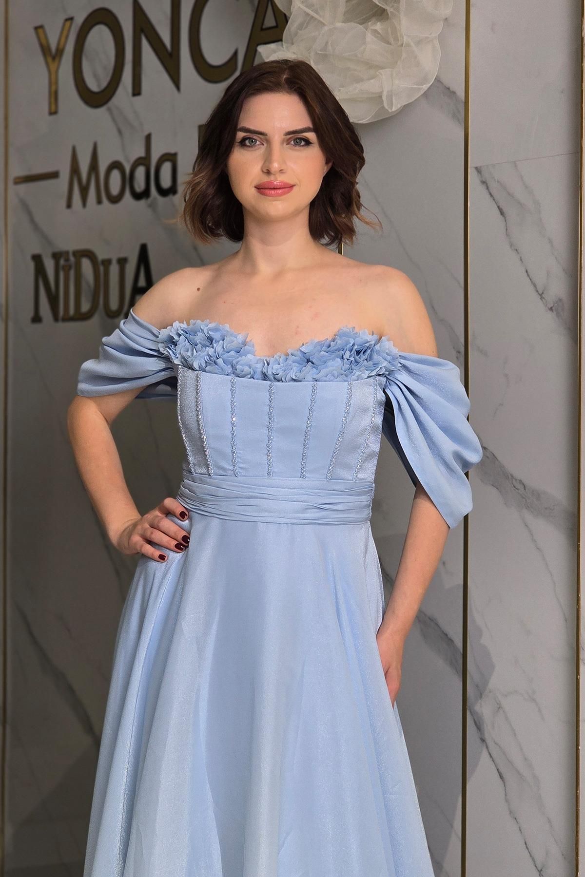 Yonca Moda Evi BEBE MAVİSİ Düşük Omuz Yaka Çiçekli Abiye 8400