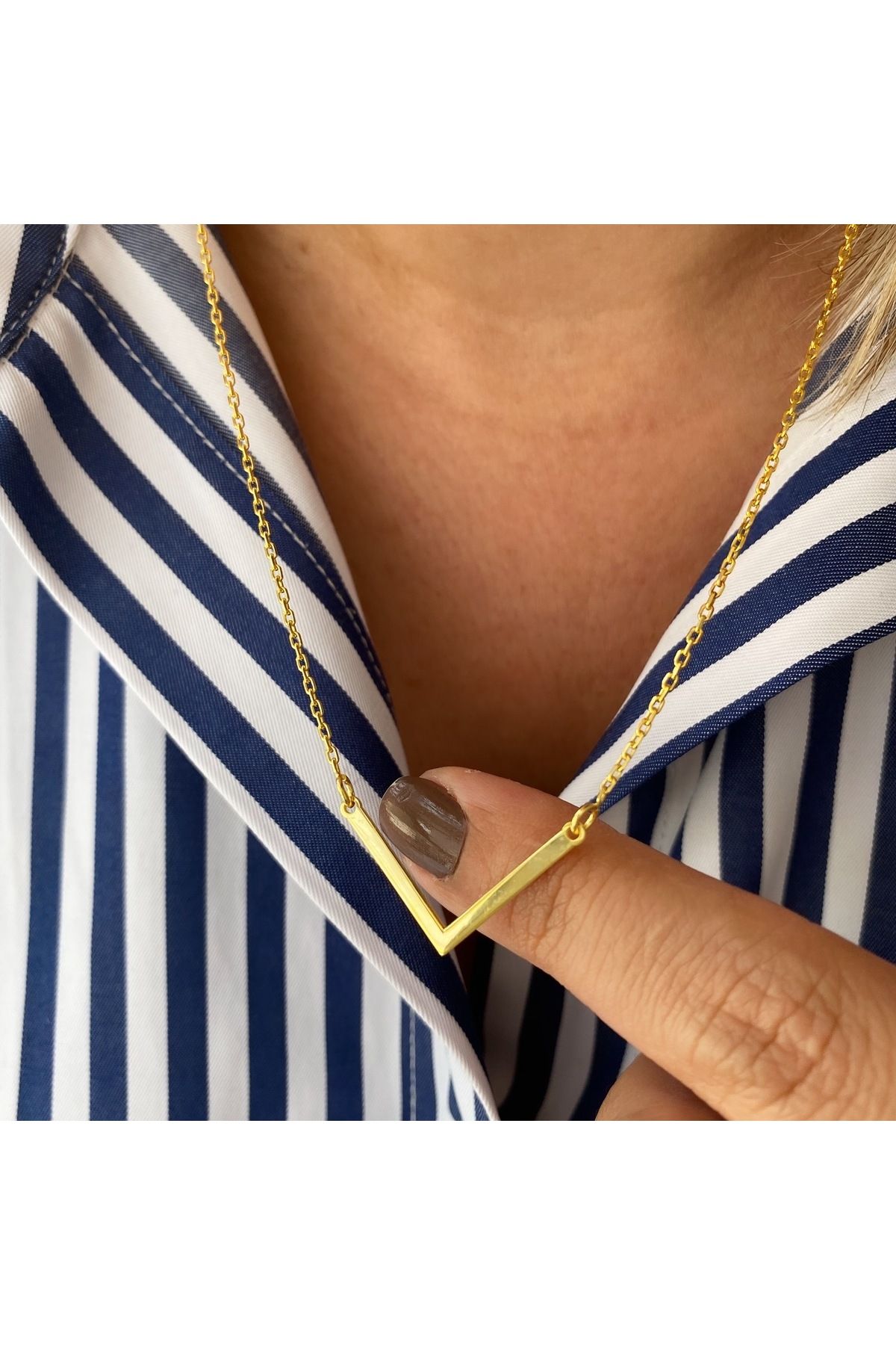 simurg jewellery 14K Altın Kaplama Gümüş V Kolye