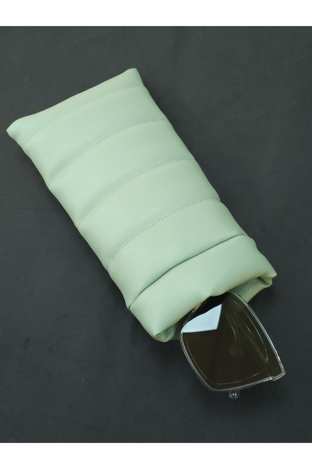 Home PUFFY SOFT YEŞİL GÖZLÜK KILIFI