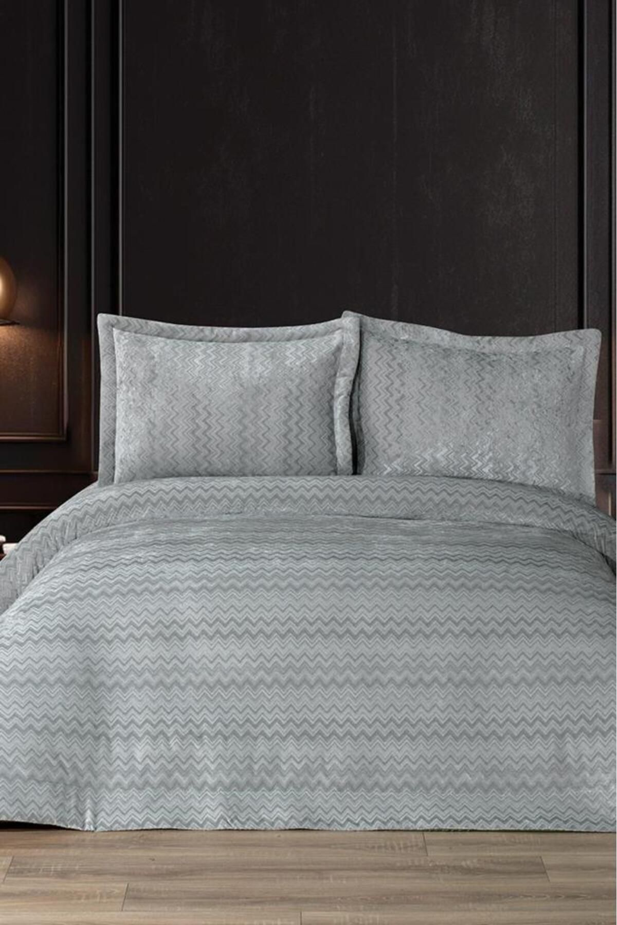 Çeyiz Diyarı Mısra Elyaf Dolgulu Çift Kişilik 250x255 Cm Yatak Örtüsü Adaçayı