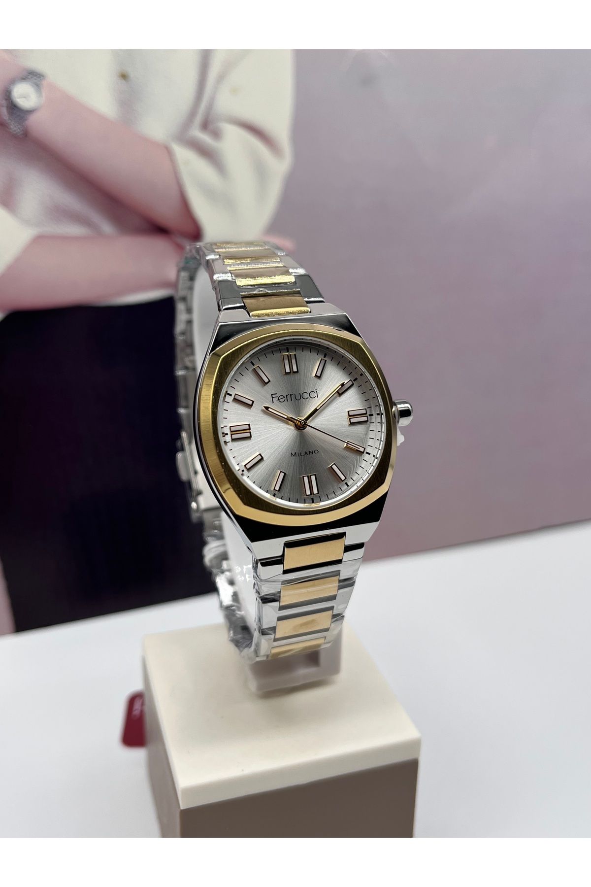 Ferrucci GOLD SPOR KADIN KOL SAATİ SU GEÇİRMEZ 2 YIL GARANTİLİ FC03398M