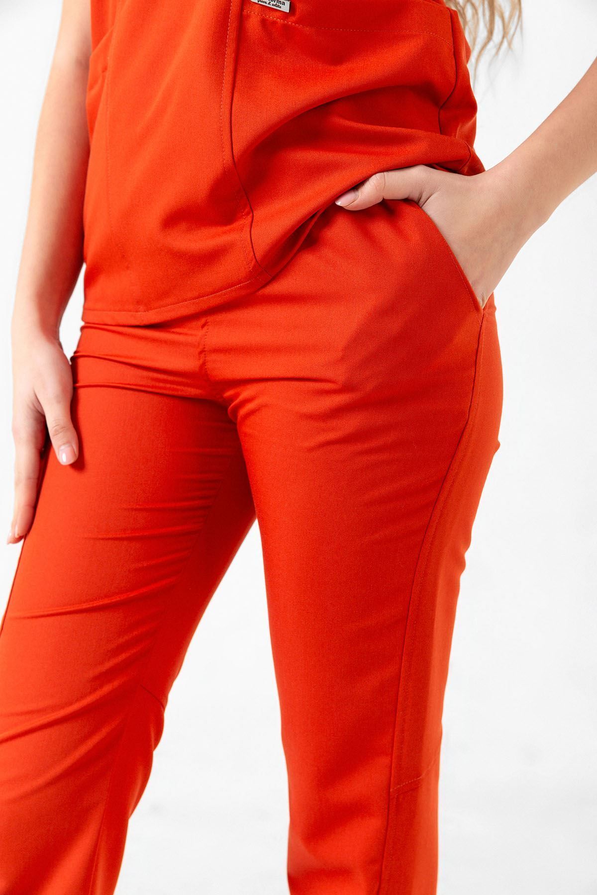 Onur Forma Scrubs Butterfly Collar Kadın Takım - Turuncu