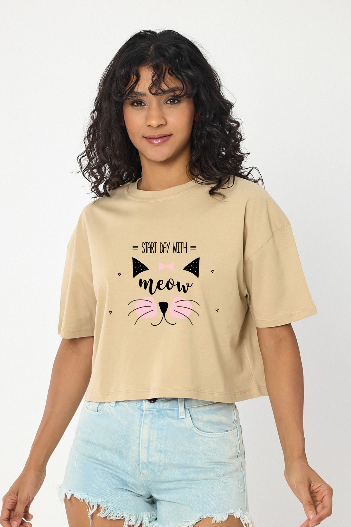 Windy Island Kadın Bisiklet Yaka Kedi Miow Baskılı Crop T-shirt