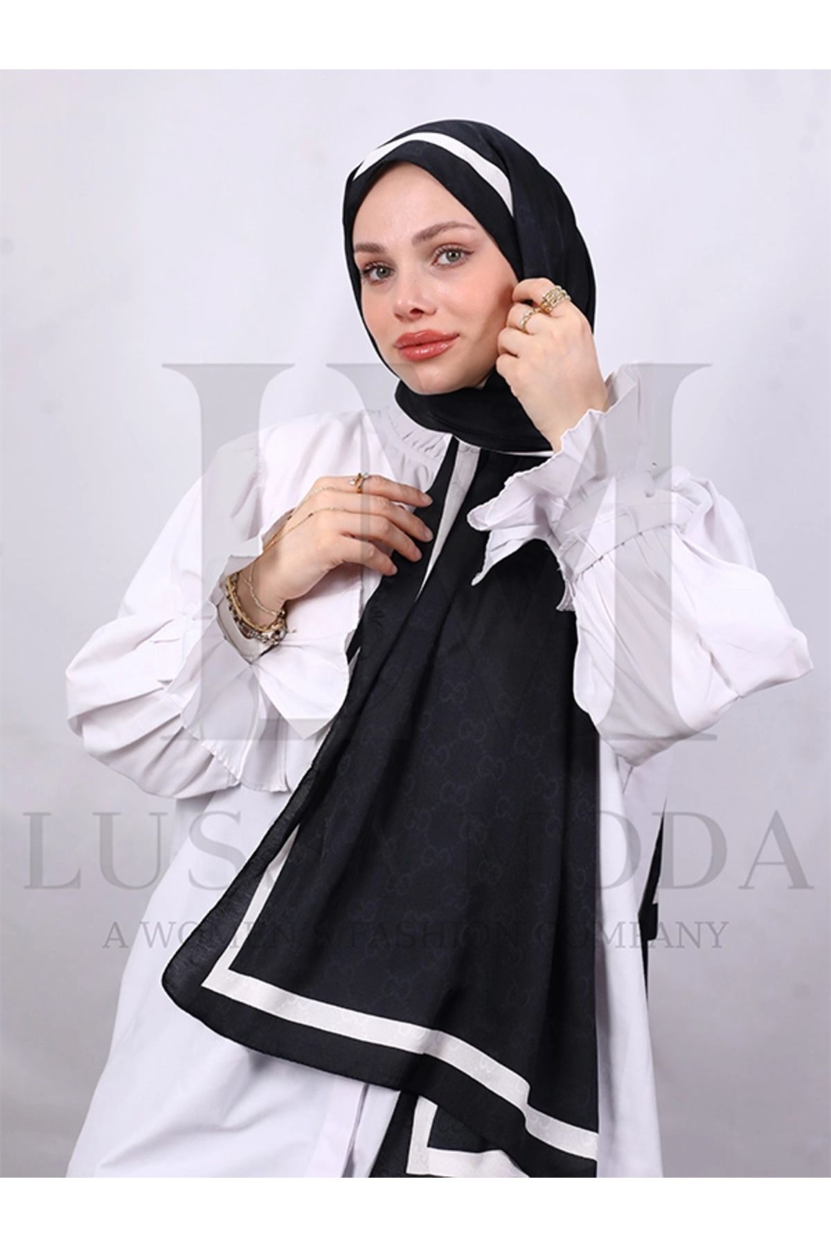LUSSAMODA G DESENLİ JAKAR ŞAL