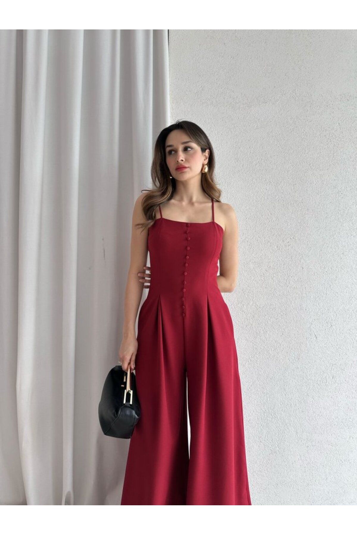popibutik Kadın Askılı Kare Yaka Düğme Detaylı Tulum