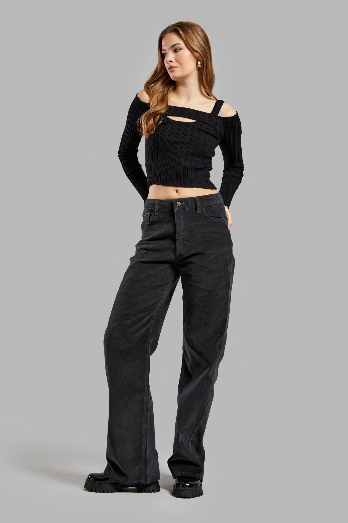 its basic Kadın Kadife Straıght fit Pantolon