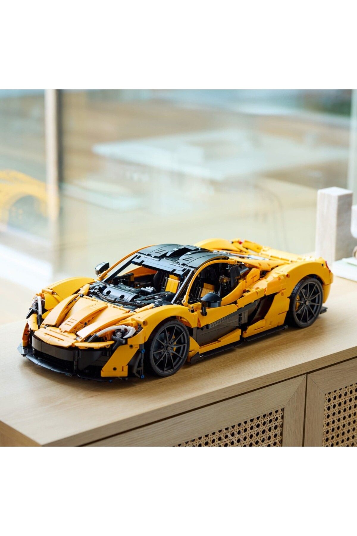 UZUNKAYA HOME Technic McLaren P1™ - Yetişkinler için Koleksiyonluk Yaratıcı Model Yapım Seti (3893 Parça)
